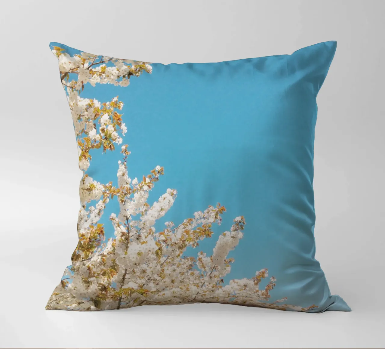 Onda di fiori cuscino da Cassia Beck Photography