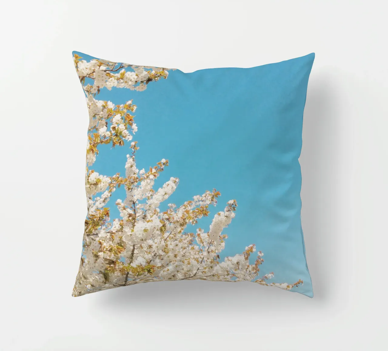 Onda di fiori cuscino da Cassia Beck Photography