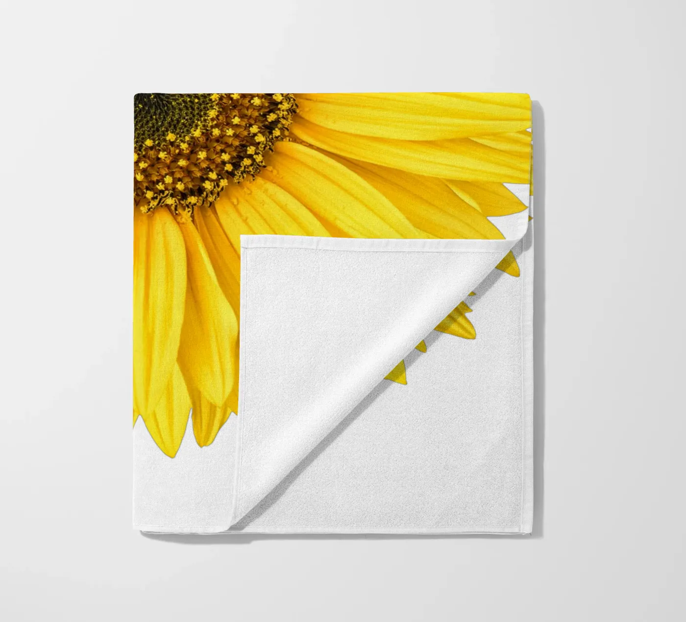 Sunflower strandhanddoek van Curious Collections by Marielle Leenders