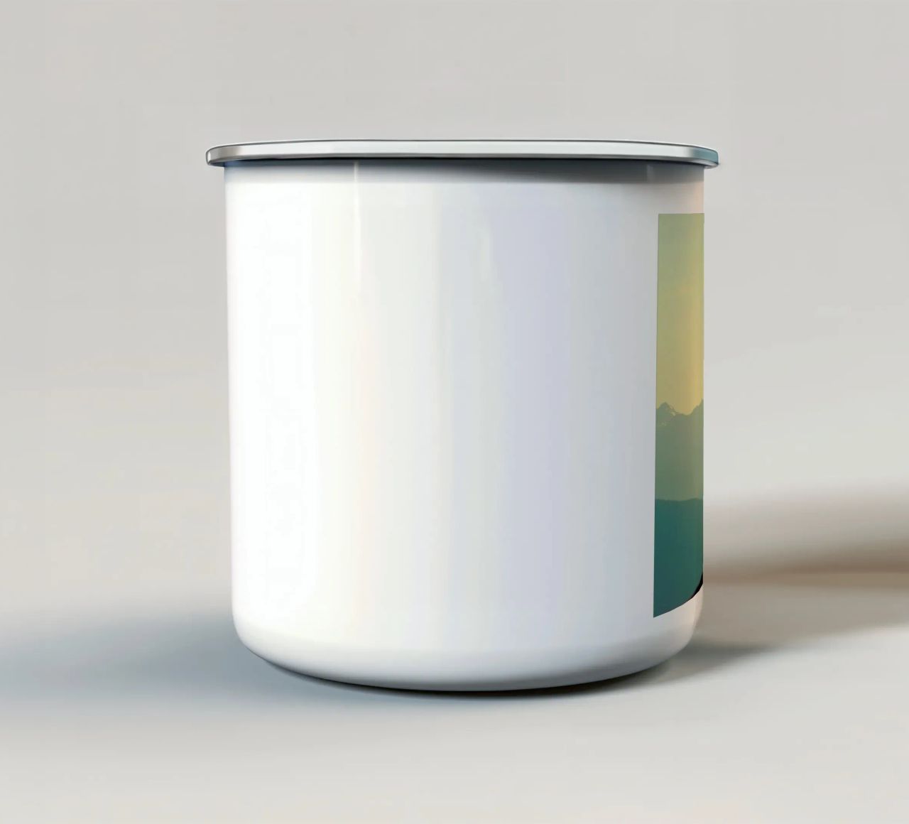 What A Wonderful World tazza in smalto da Robin Delean