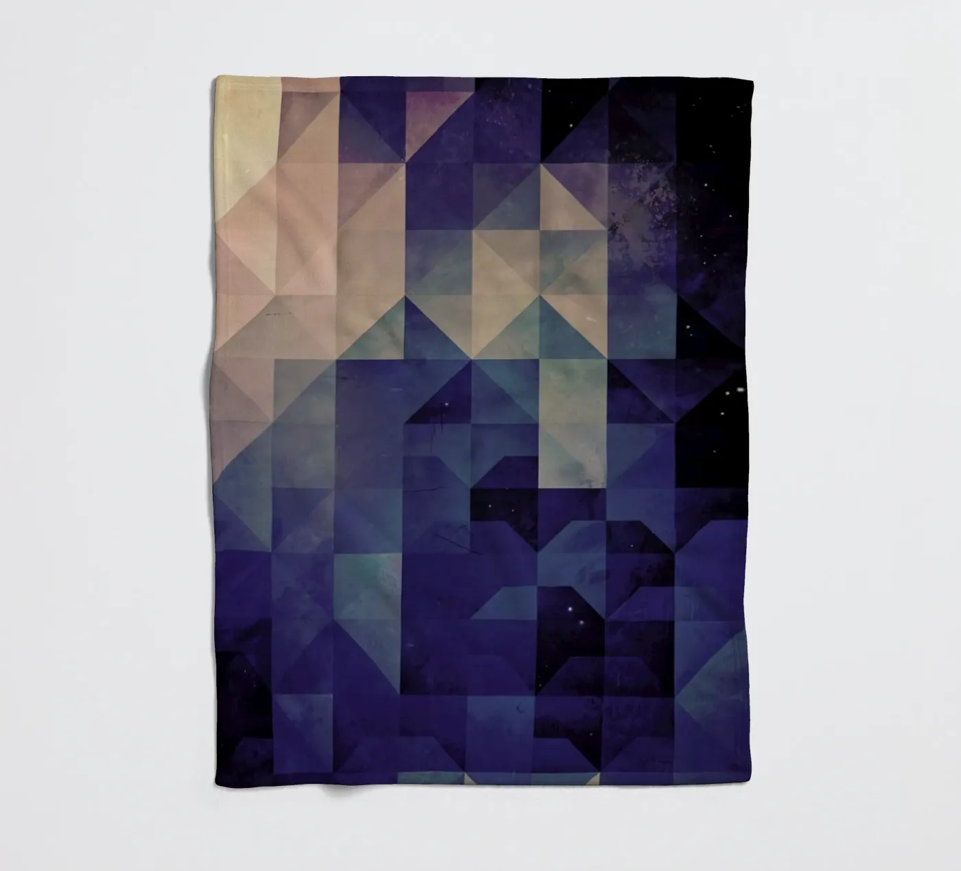 Hystyry fleece blanket by Spires