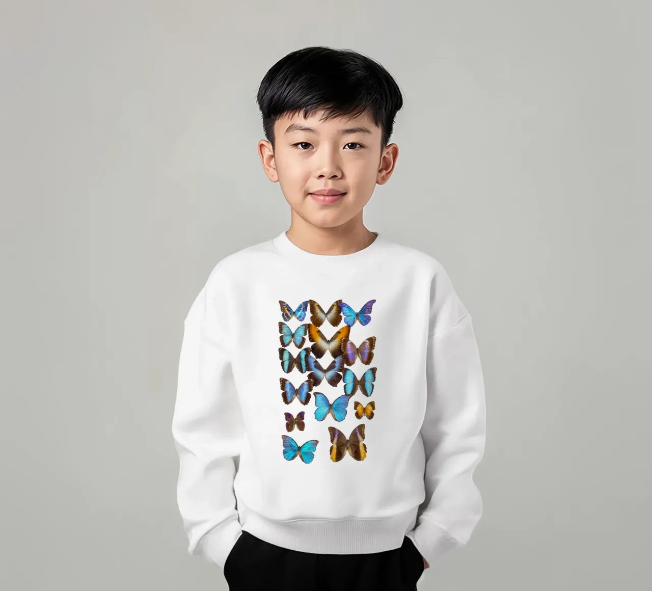 Wings of Tranquility: Exotic Butterflies felpa bambino da Curious Collections by Marielle Leenders