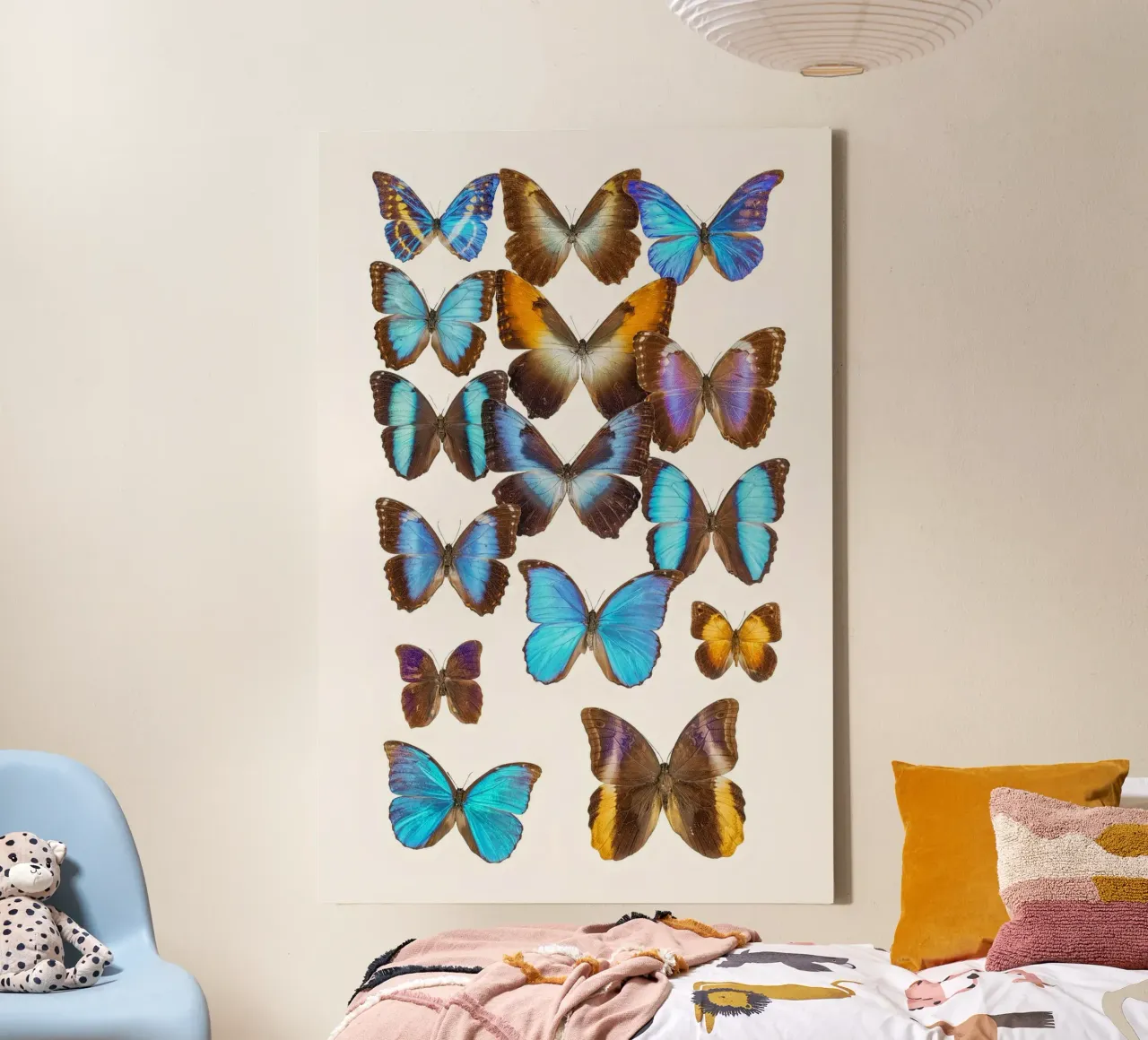 Wings of Tranquility: Exotic Butterflies tela con Cornice a cassetta da Curious Collections by Marielle Leenders
