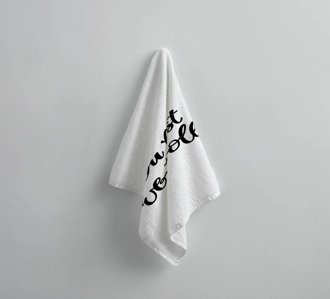 Du bist wertvoll towel by Letters of Love