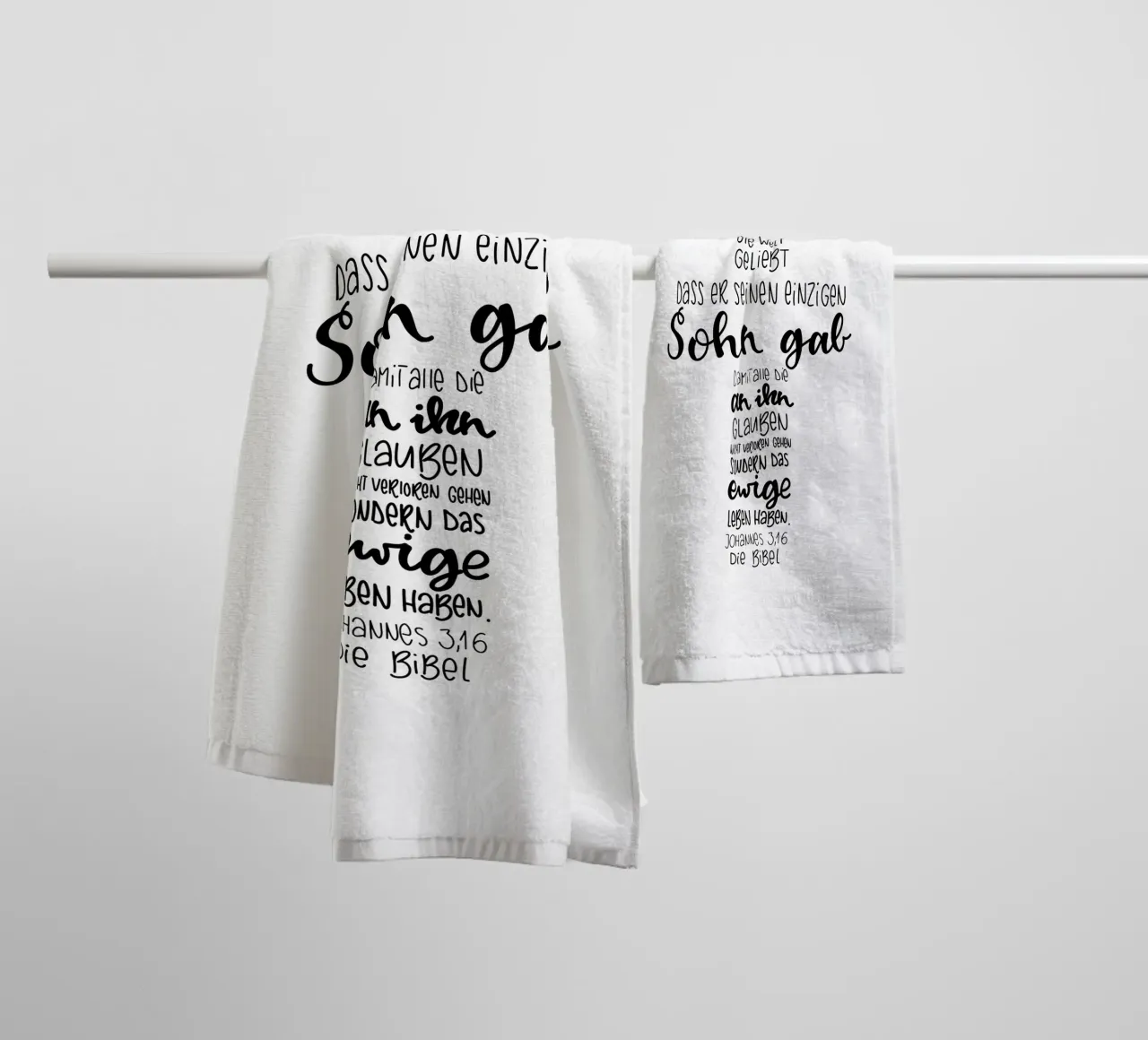 Johannes 3,16 asciugamano da bagno da Letters of Love