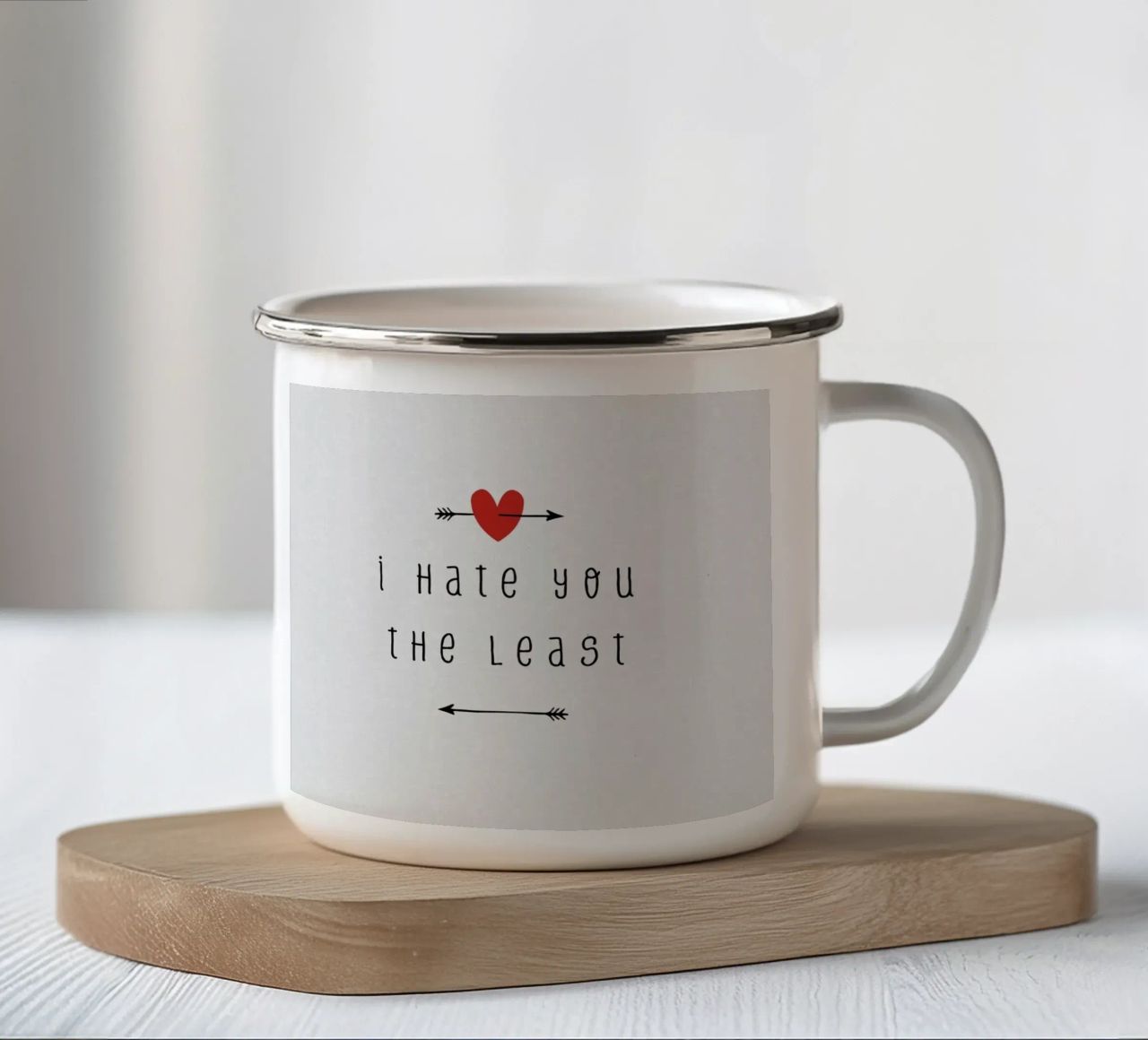 Ti odio di meno tazza in smalto da Orara Studio