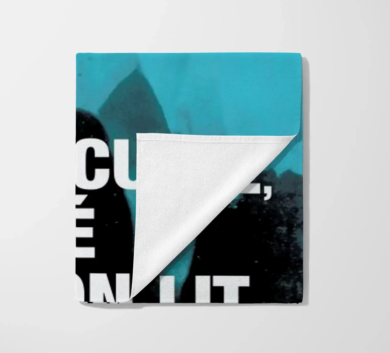 Curie Strandtuch von Fists Et Lettres