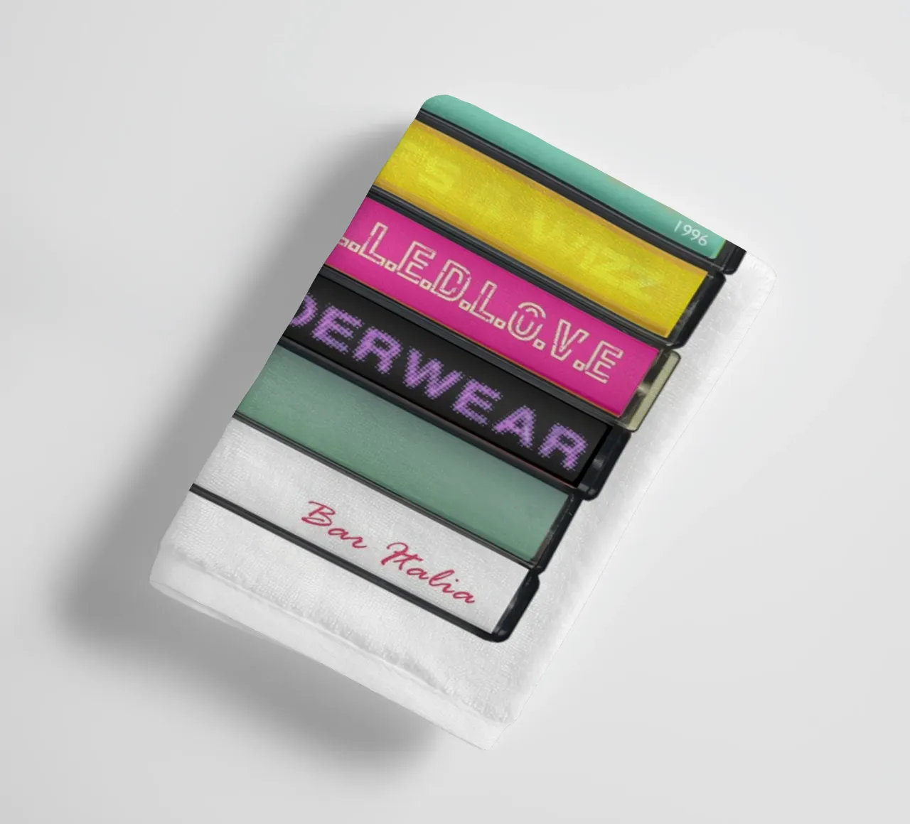 Pulp - Different Class - Cassette Print asciugamano da bagno da MrMustardPrints