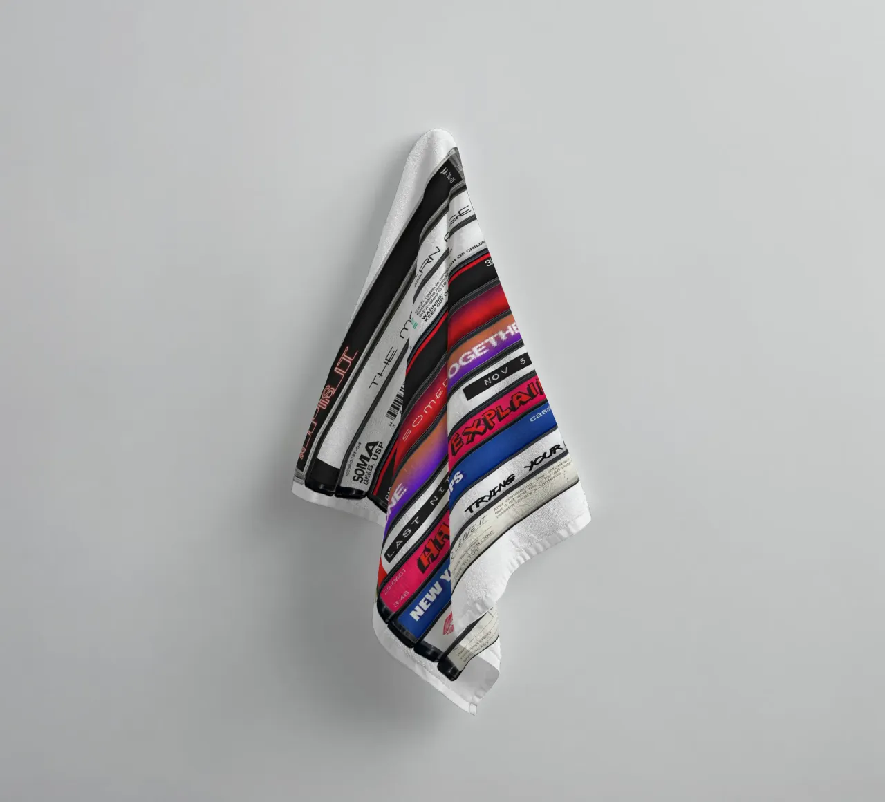 The Strokes - Is this It - Kassettendruck Handtuch von MrMustardPrints