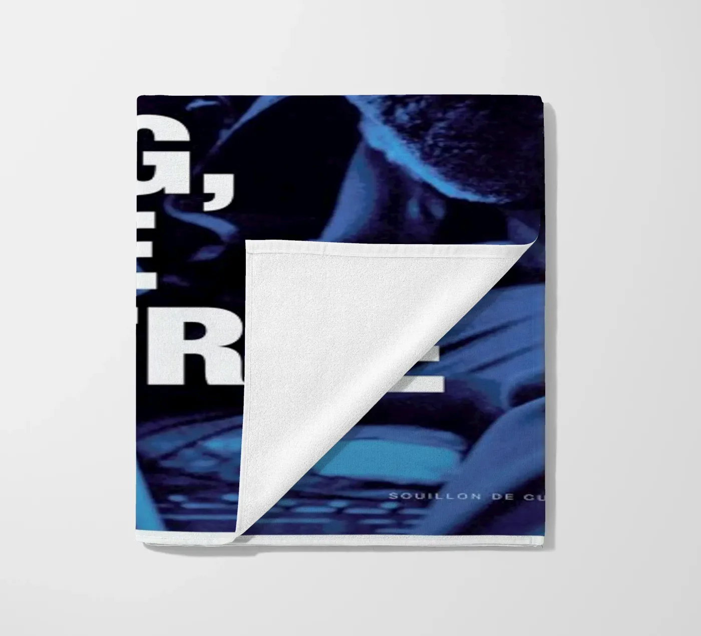 Wilde beach towel by Fists Et Lettres