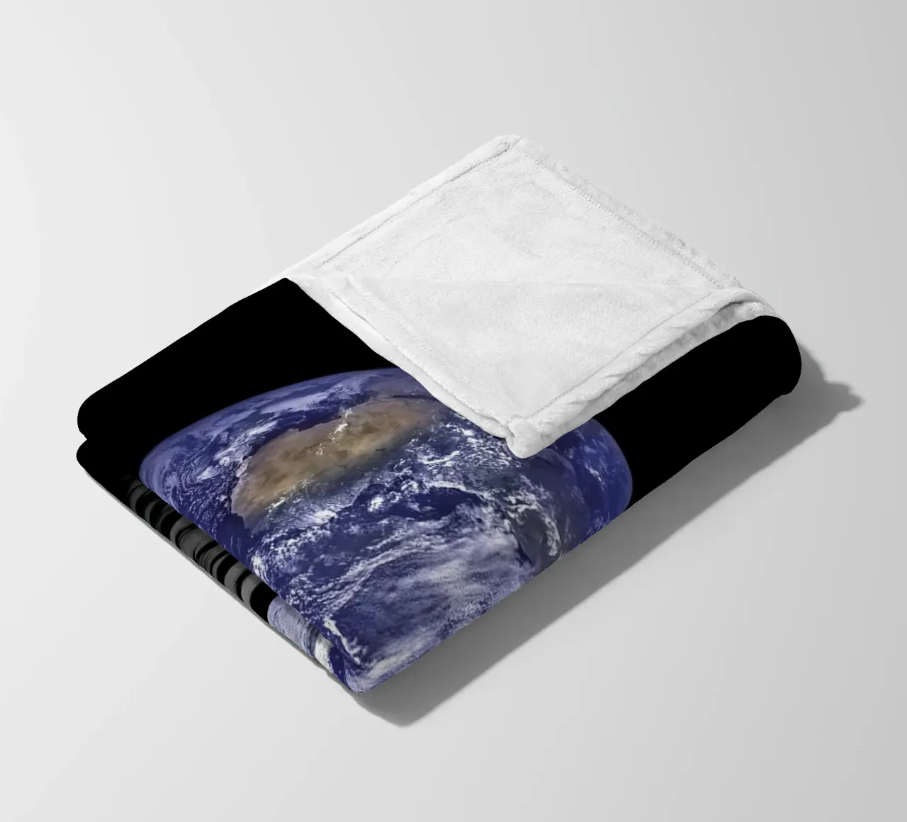 Planet Earth Poster fleece blanket by 🎁 ARTVI-SHOP