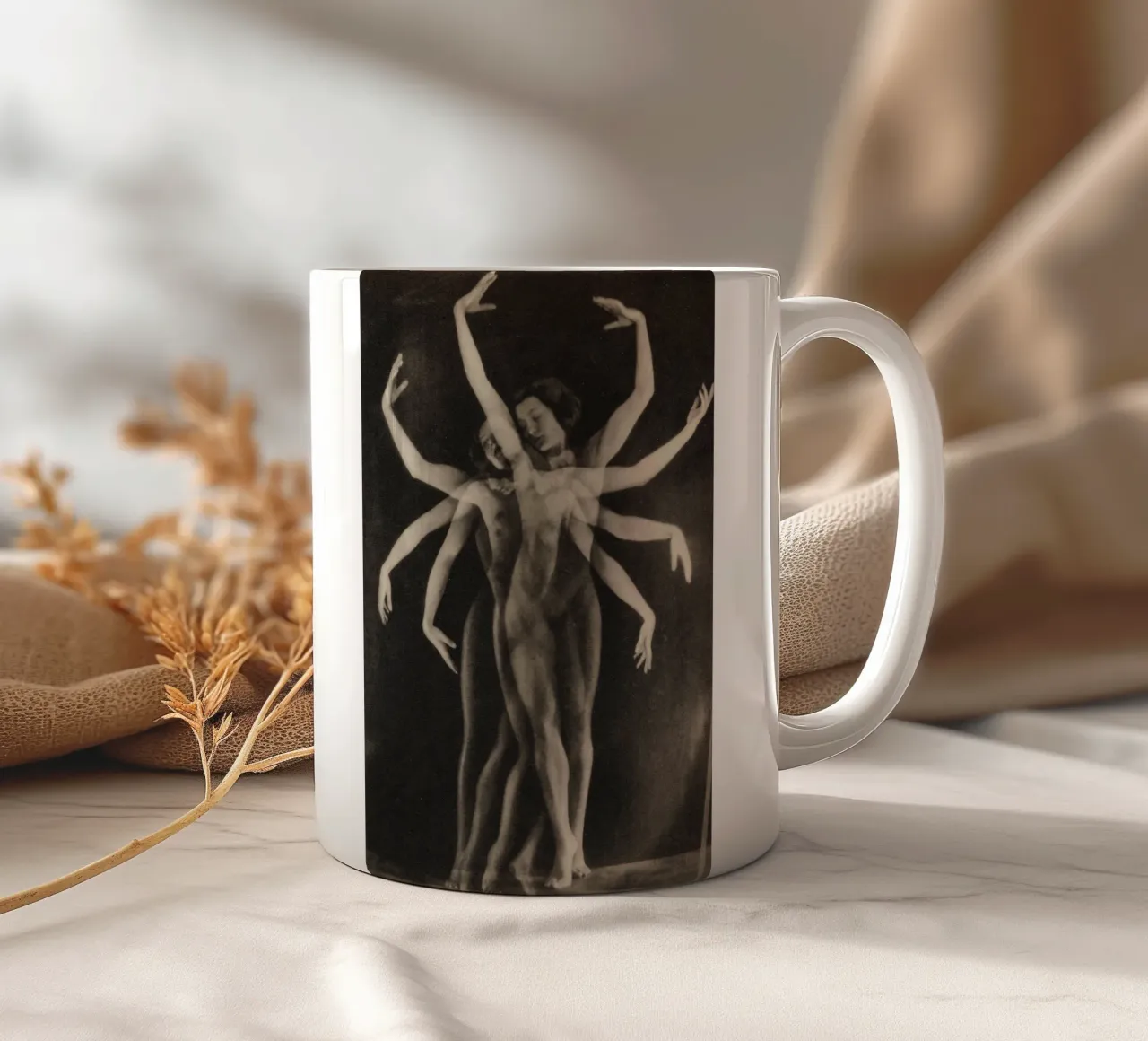 Yva (Else Ernestine Neuländer-Simon) - Ballo. 1933 tazza in ceramica da ARTOTHEK