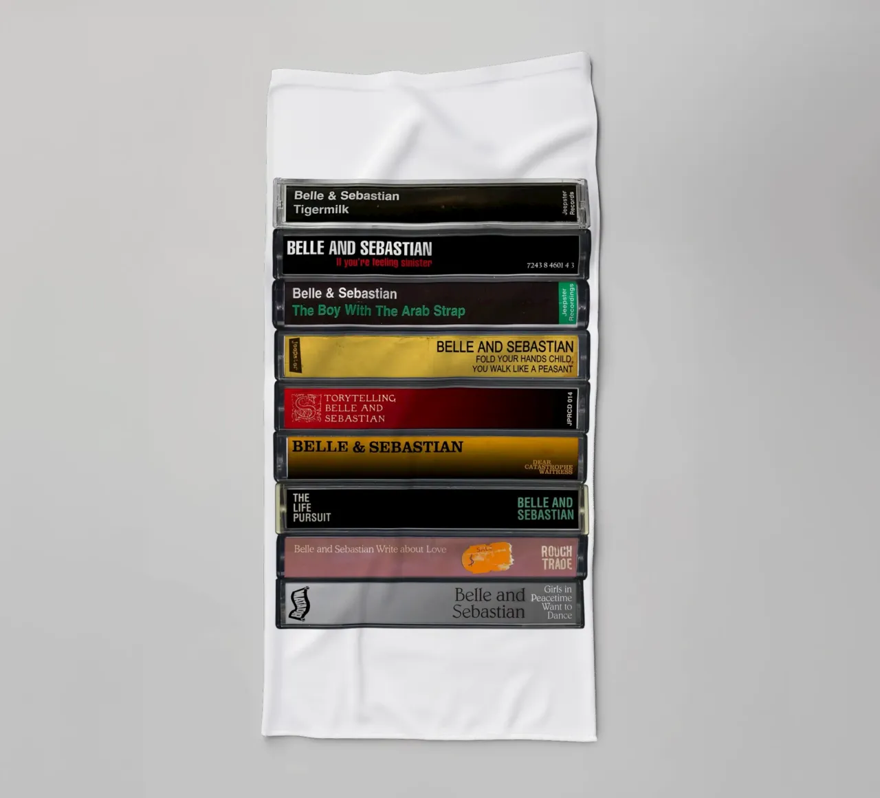 Belle & Sebastian - Album raccolti - Stampa musicassetta asciugamano da bagno da MrMustardPrints