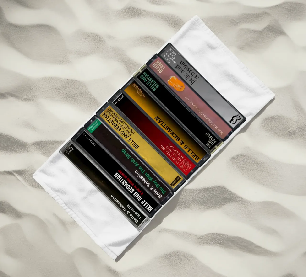 Belle & Sebastian - Album raccolti - Stampa musicassetta telo mare da MrMustardPrints