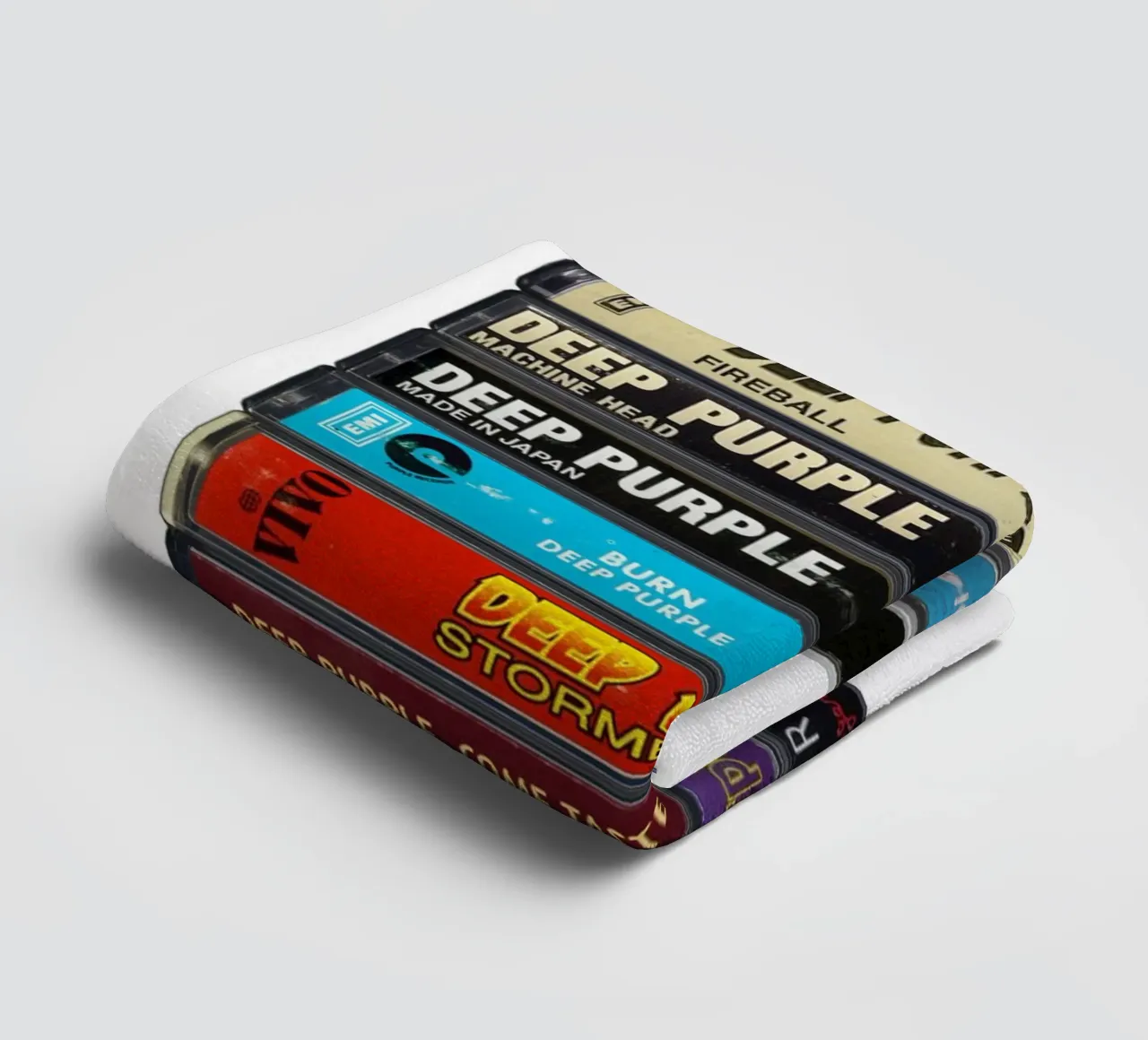 Deep Purple - Collected Albums - Music Cassette Print serviette de bain de MrMustardPrints