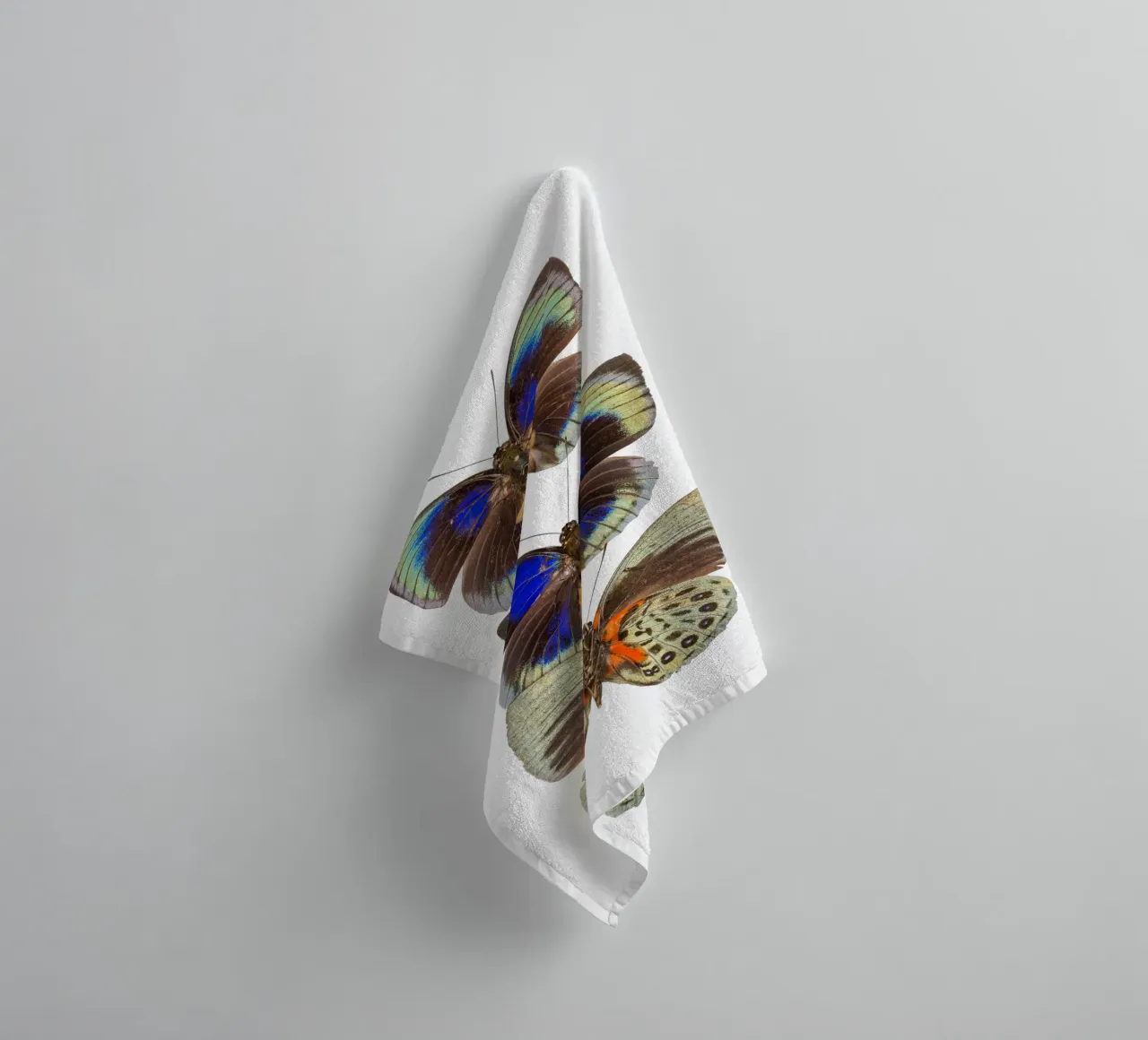 Trio colorato di farfalle asciugamano da bagno da Curious Collections by Marielle Leenders