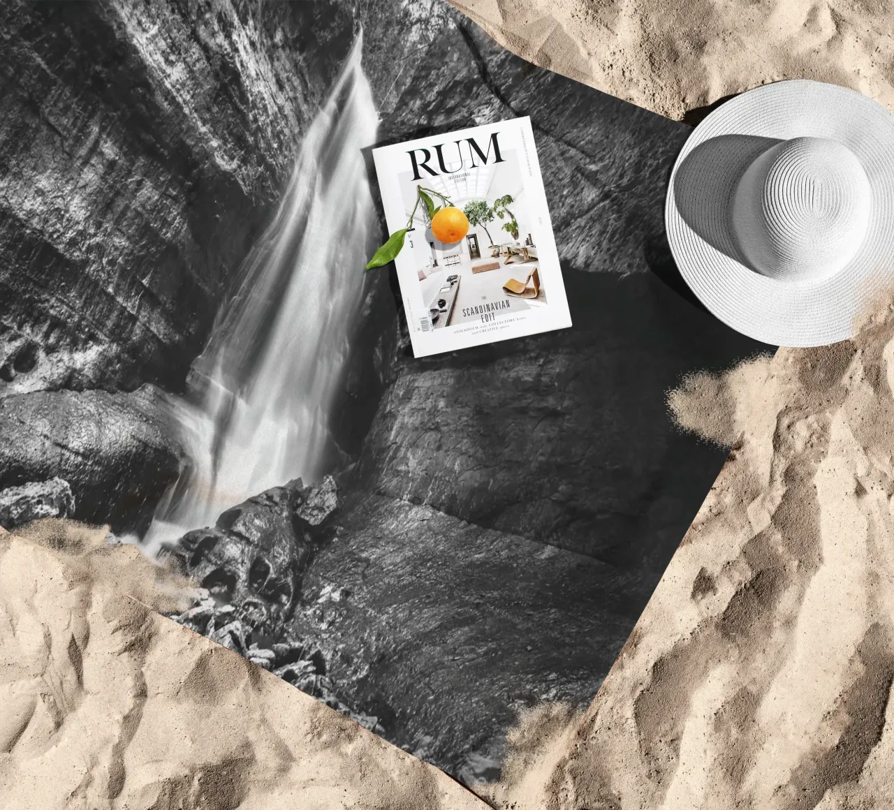 Cascate dei Minatori Mono telo mare da Dave Hare Photography