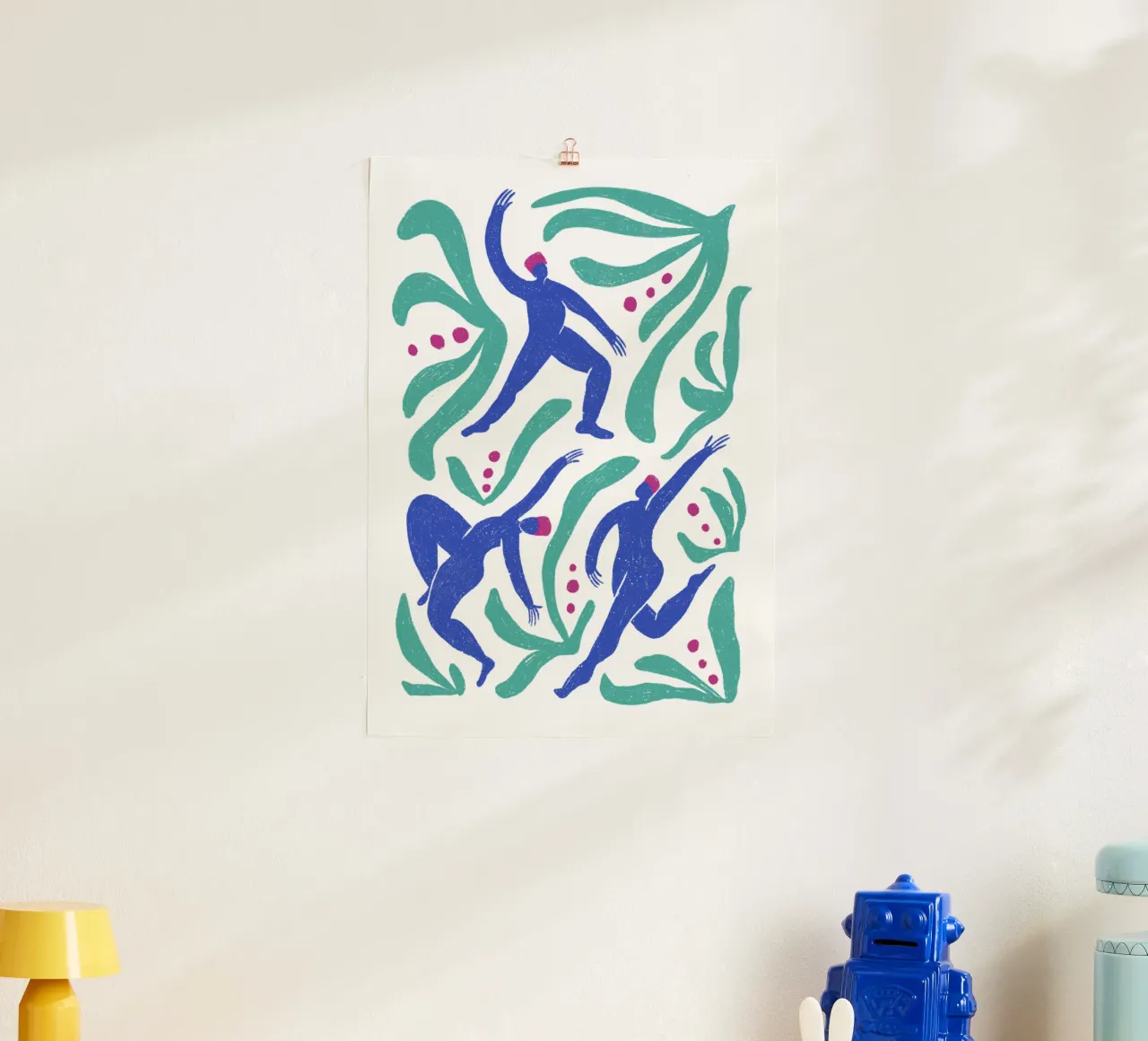 Dancing people Poster mit Holzrahmen von Studio Fiamma