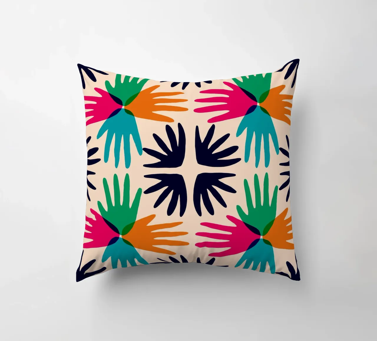 Hands abstract tile cuscino da Studio Fiamma