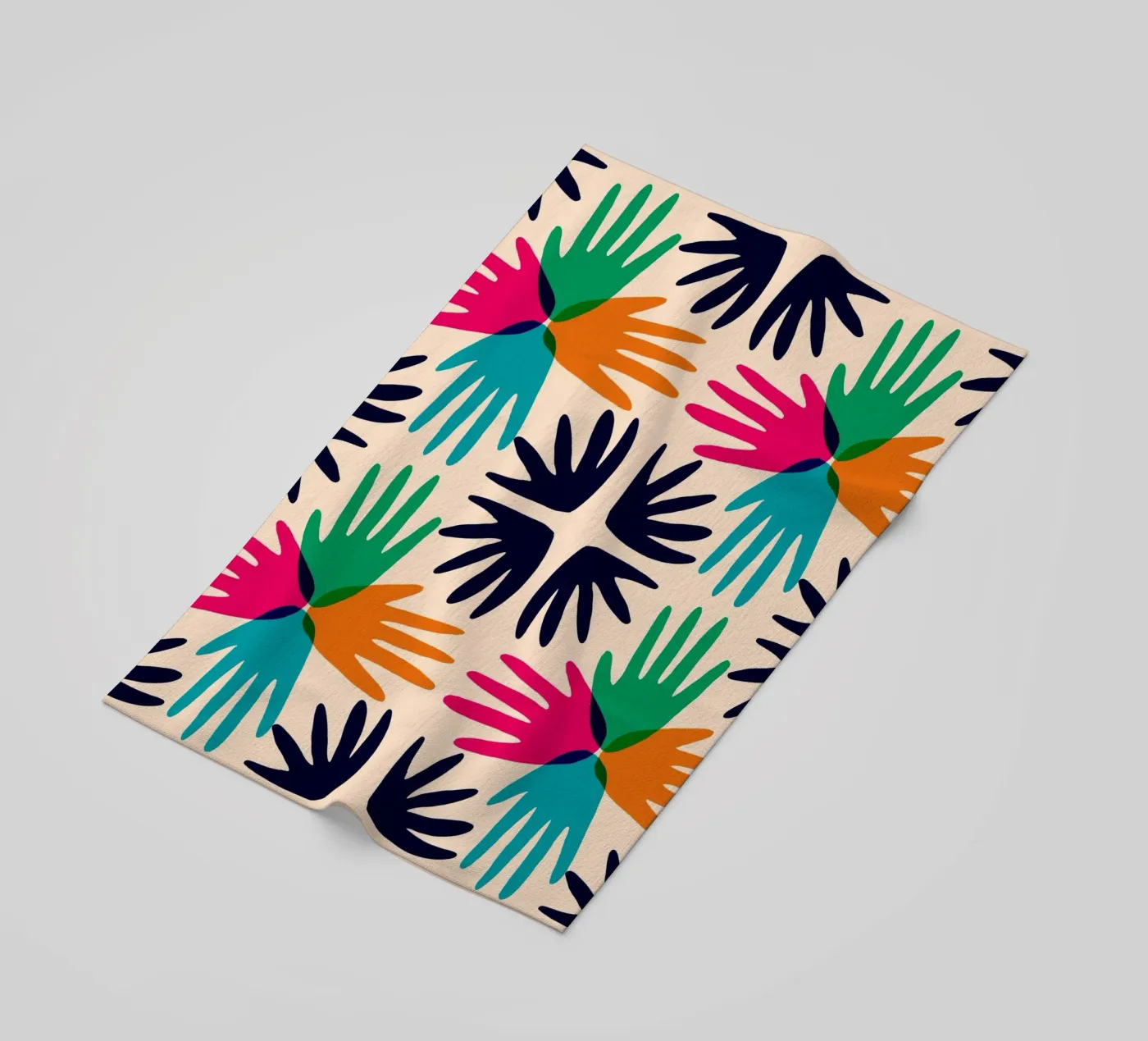 Hands abstract tile telo mare da Studio Fiamma