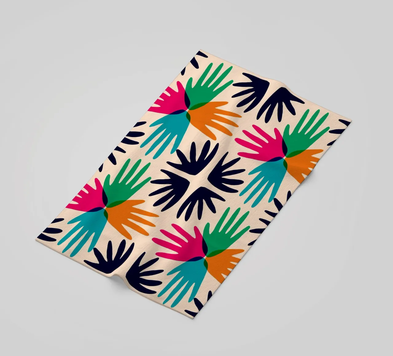 Hands abstract tile telo mare da Studio Fiamma