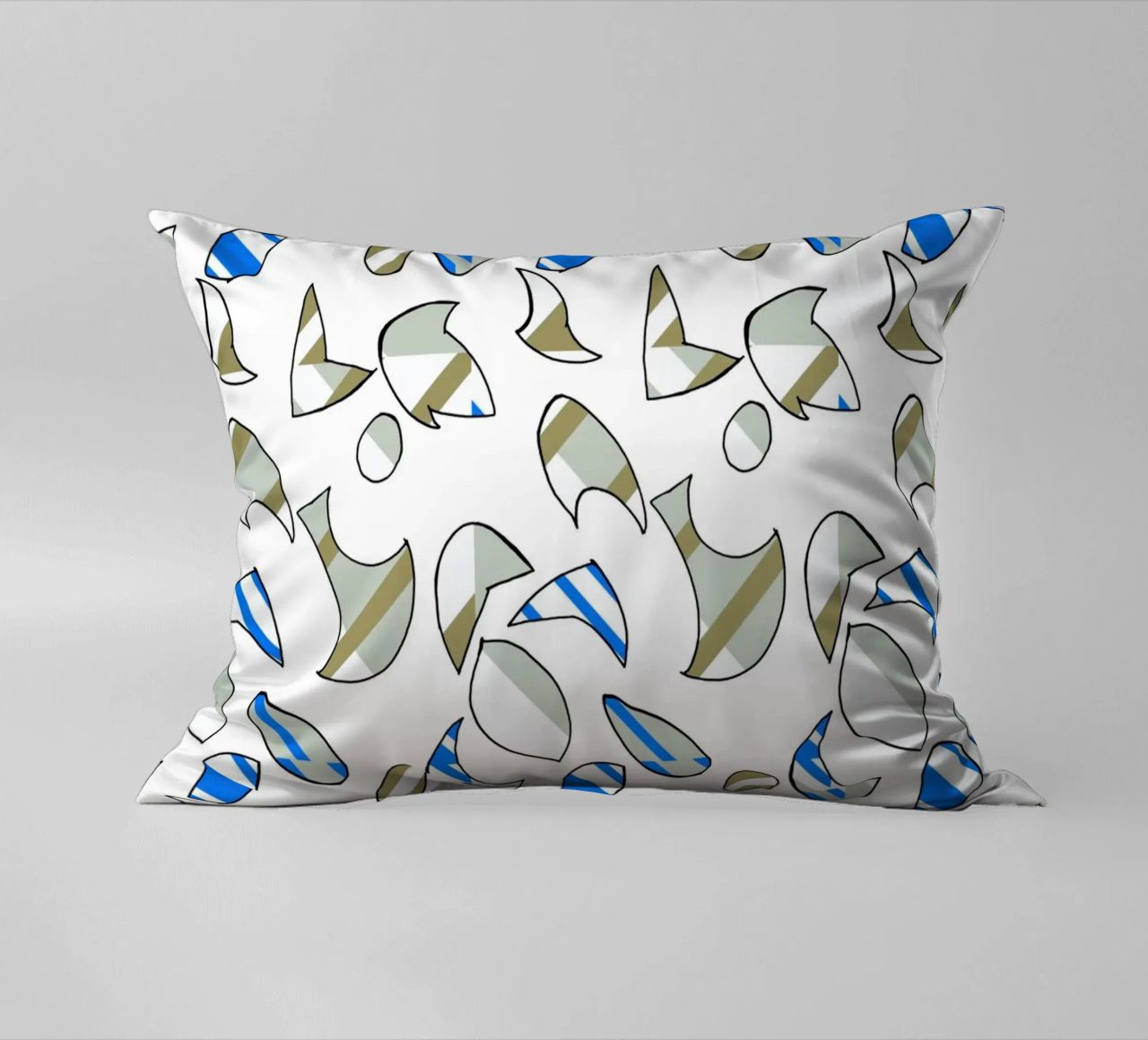 AVERSES" motifs to print on any surface. decorative cushion by http://www.10decarreaudesign