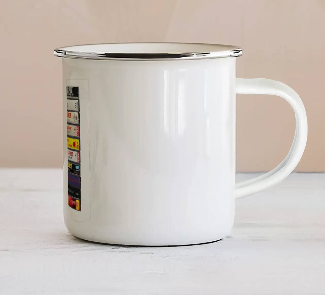 Judas Priest - Album raccolti - Stampa su cassetta tazza in smalto da MrMustardPrints