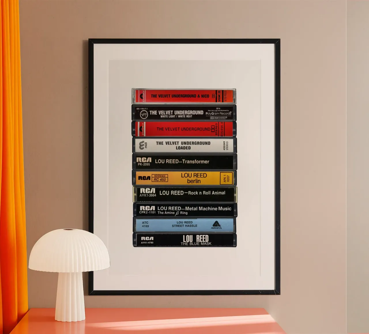 Lou Reed - Stampa degli album raccolti - Poster su cassetta poster con telaio in plastica da MrMustardPrints