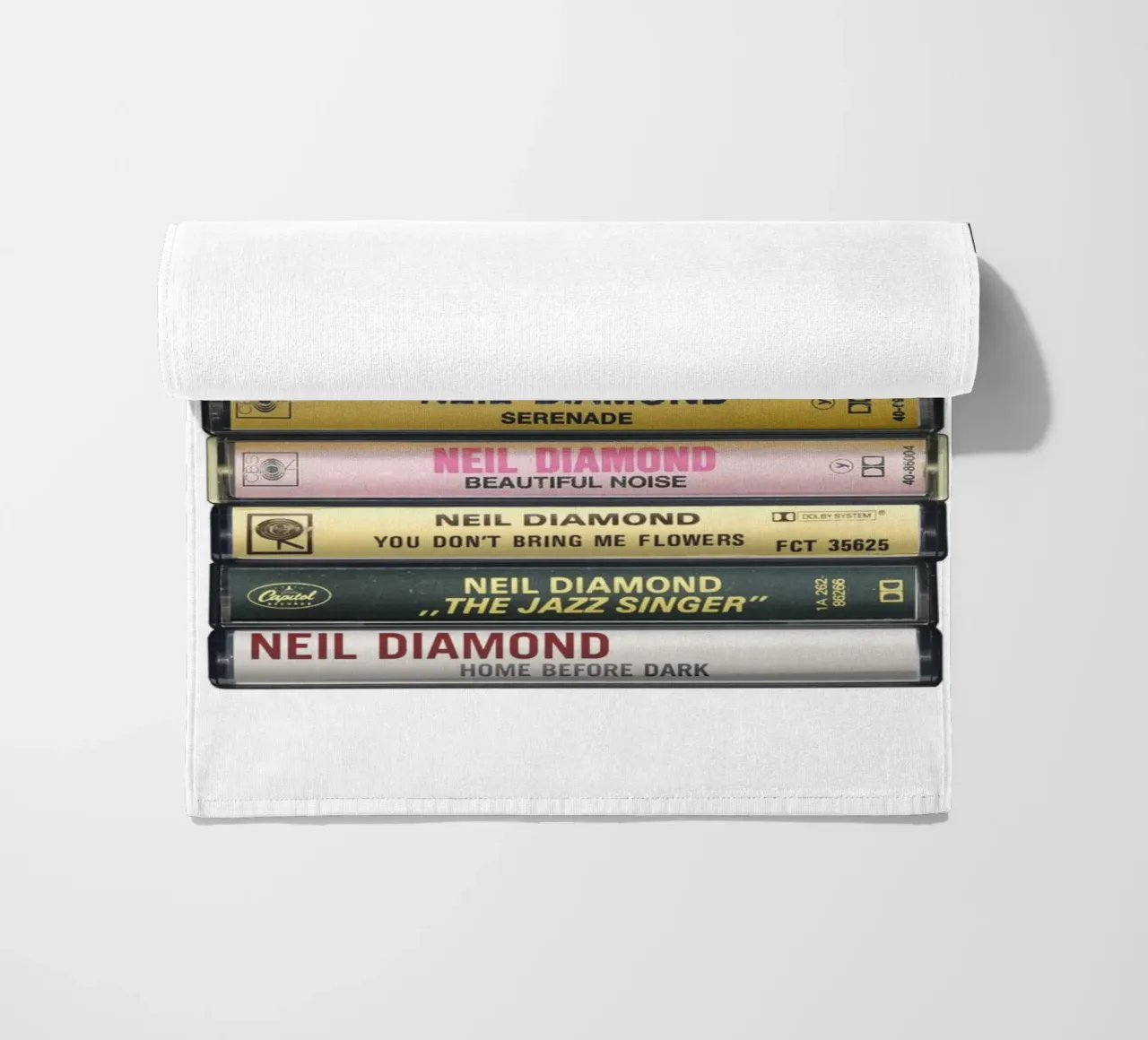 Neil Diamond - Album raccolti - Stampa su cassetta telo mare da MrMustardPrints