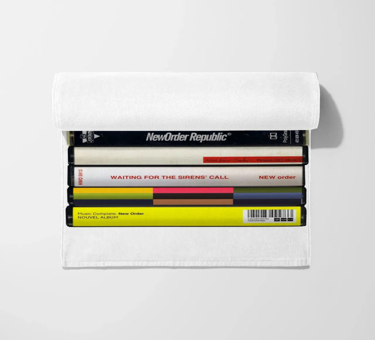 New Order - Album raccolti - Stampa su cassetta telo mare da MrMustardPrints