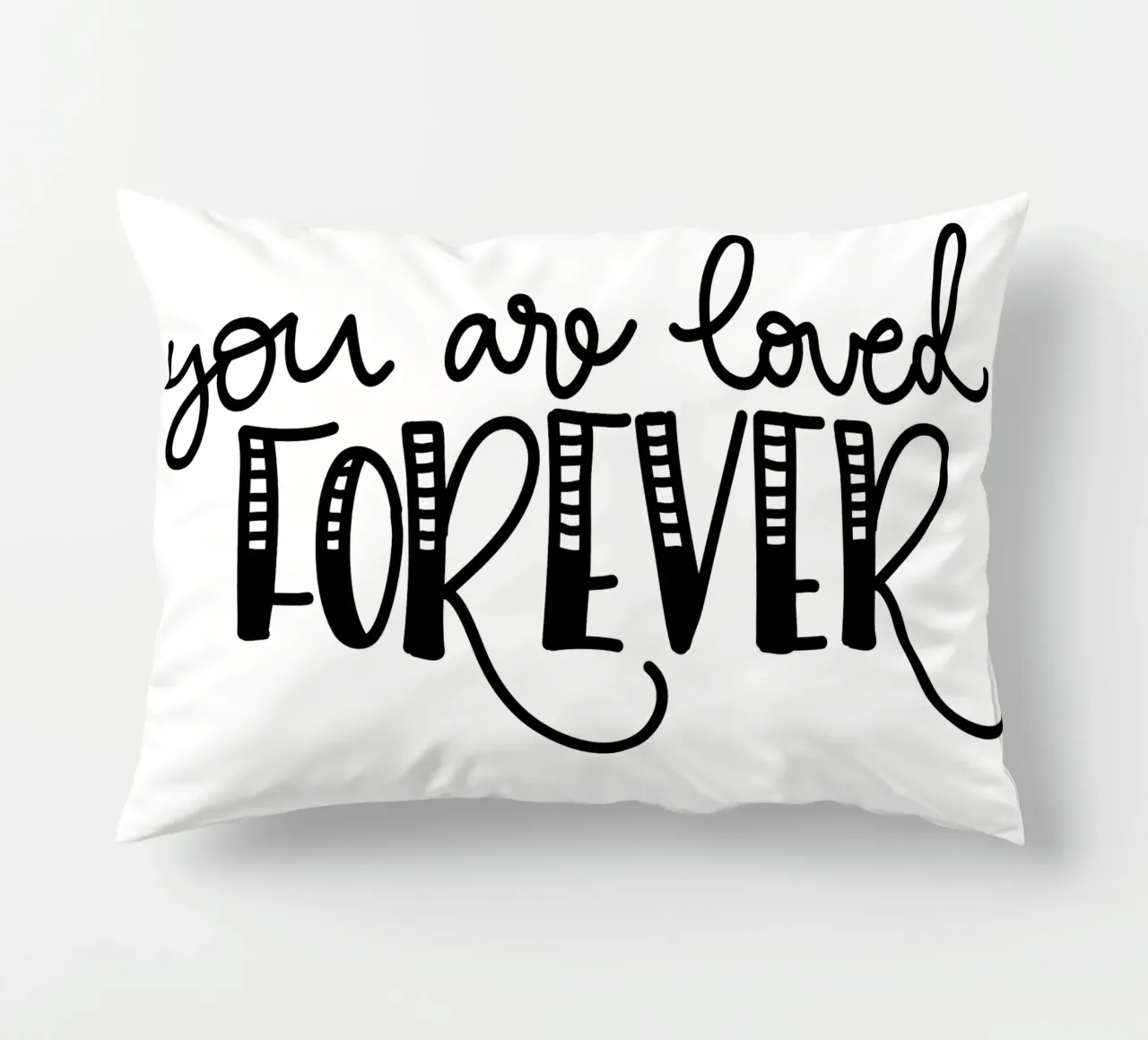 You are loved forever cuscino da Letters of Love