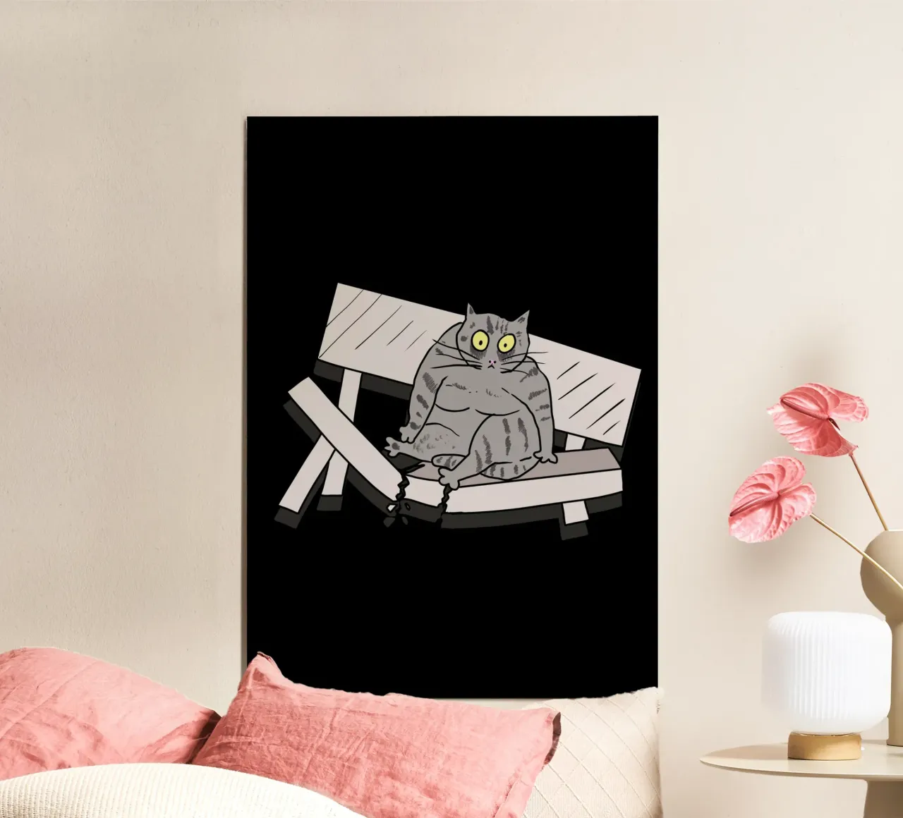 chubby wide-eyed cat poster da ramosashop