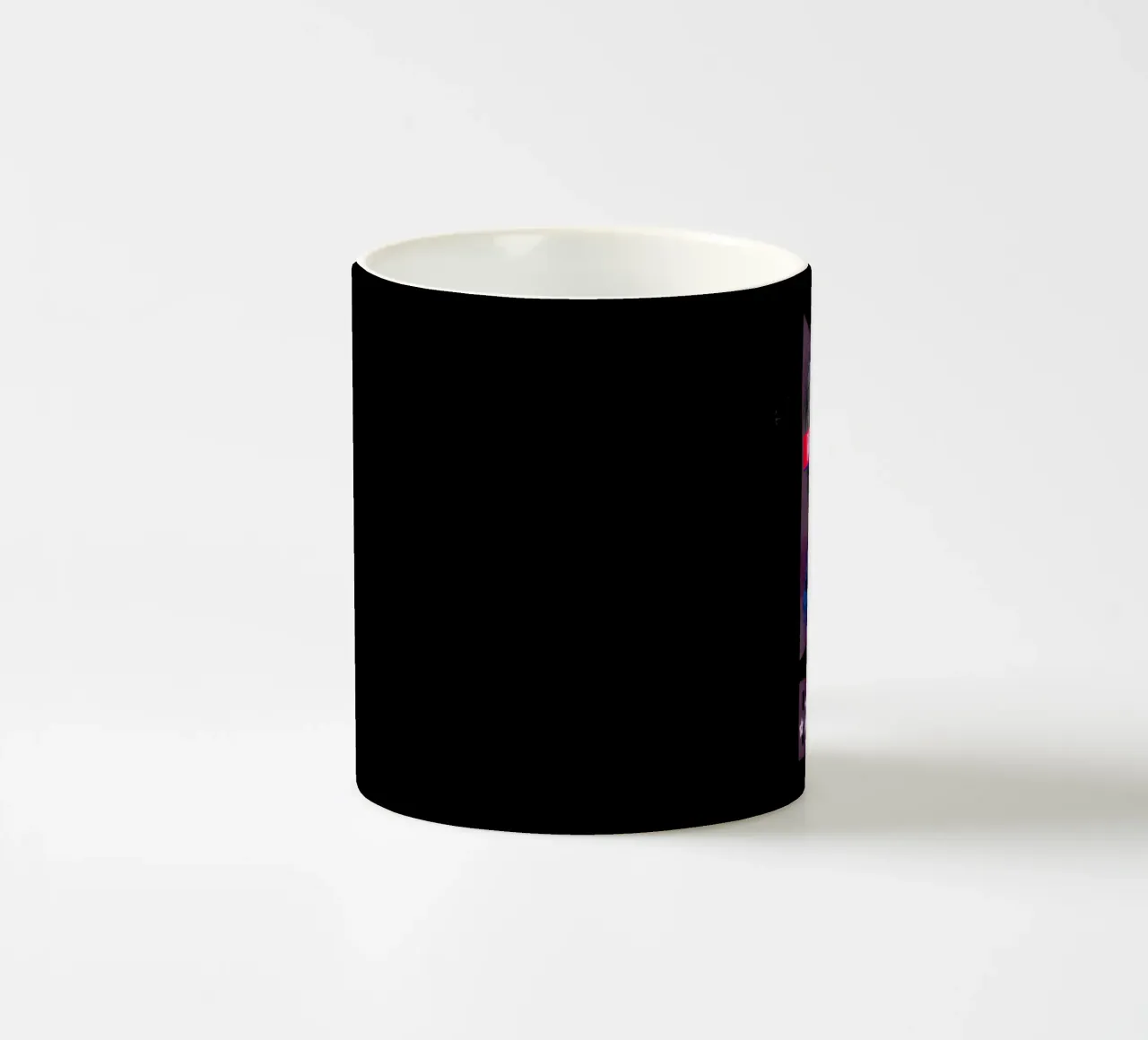 RM Non in vendita tazza in ceramica da Gunawan Rb