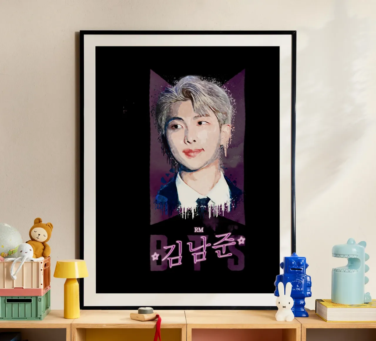 Kim Nam-Joon (RM) poster con telaio in plastica da Gunawan Rb