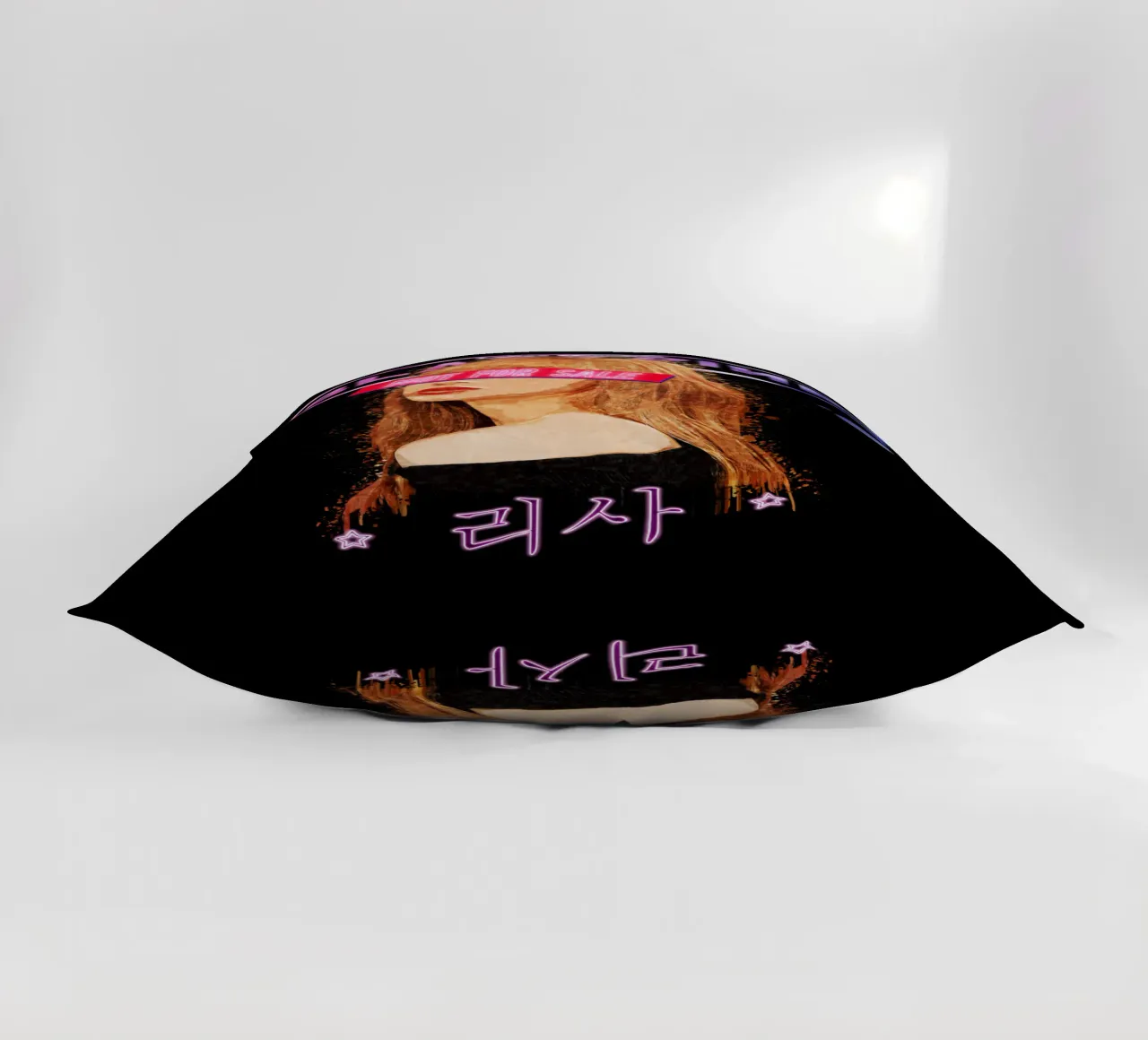 Lalisa Manoban Non in vendita cuscino da Gunawan Rb
