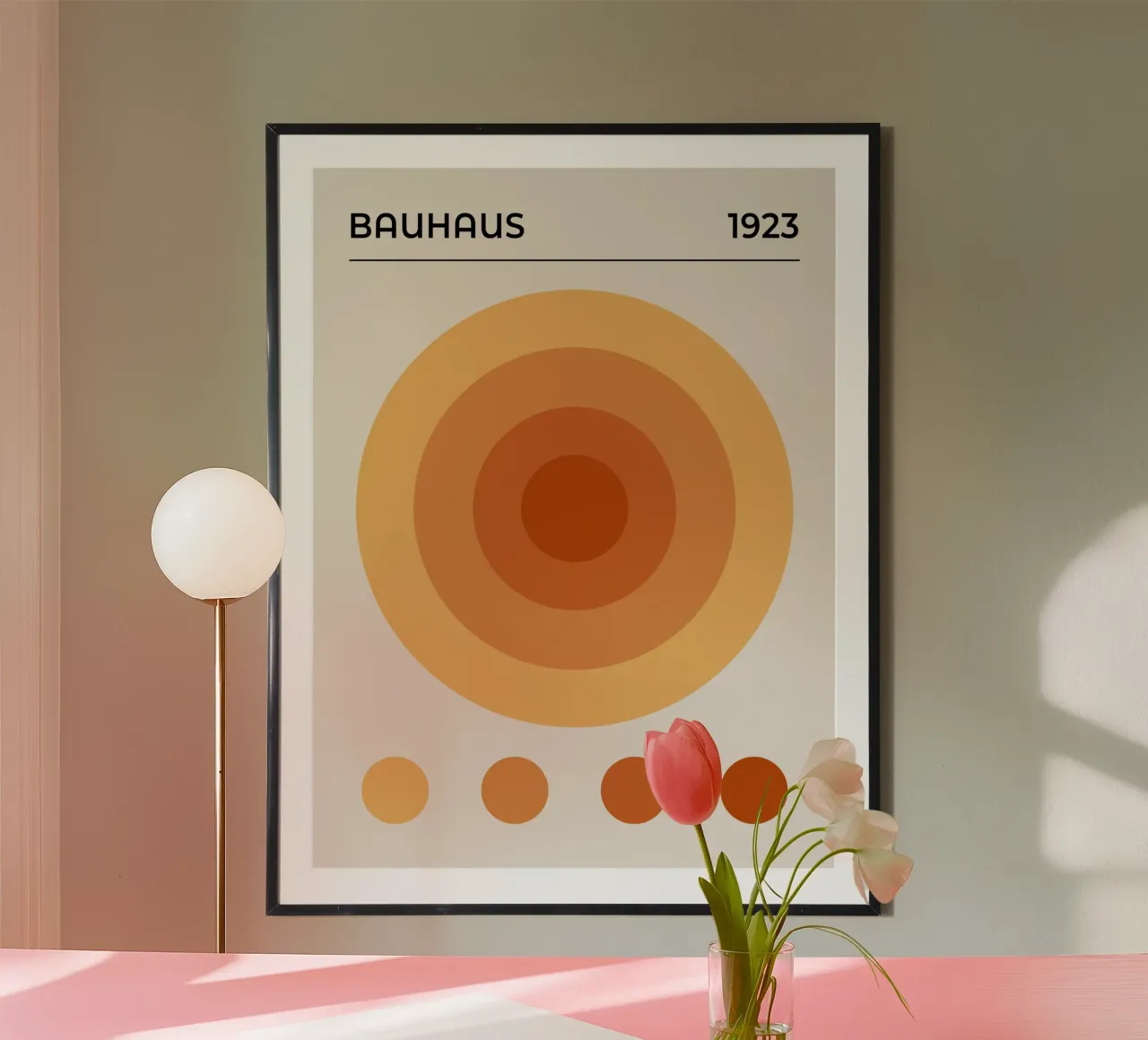 Exposition Bauhaus Orange Circles 1923 poster avec cadre en plastique de Paigaam Studio
