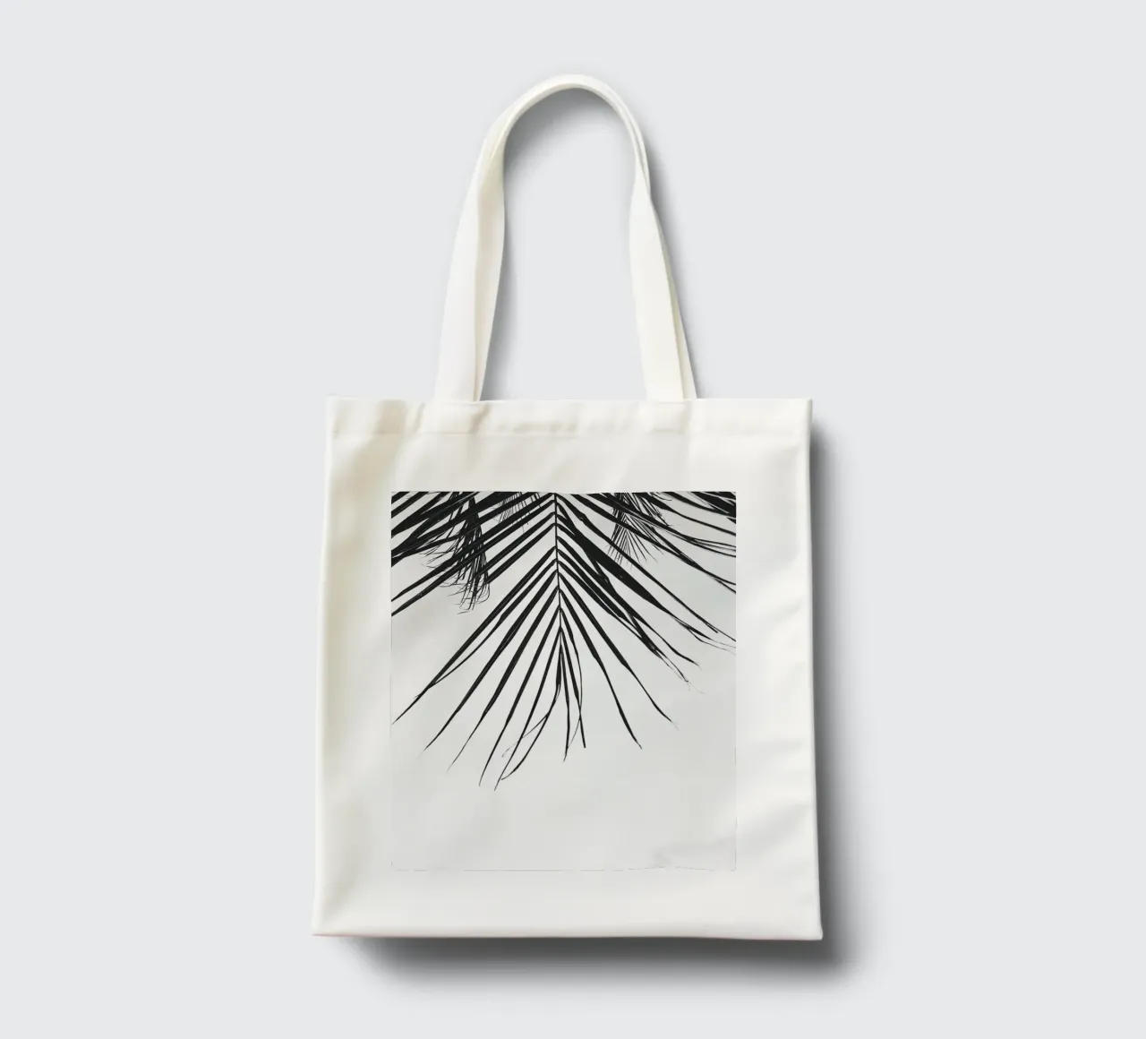 Tropical Leaf – Monochromes Palmenblatt Design tote bag by Whole©