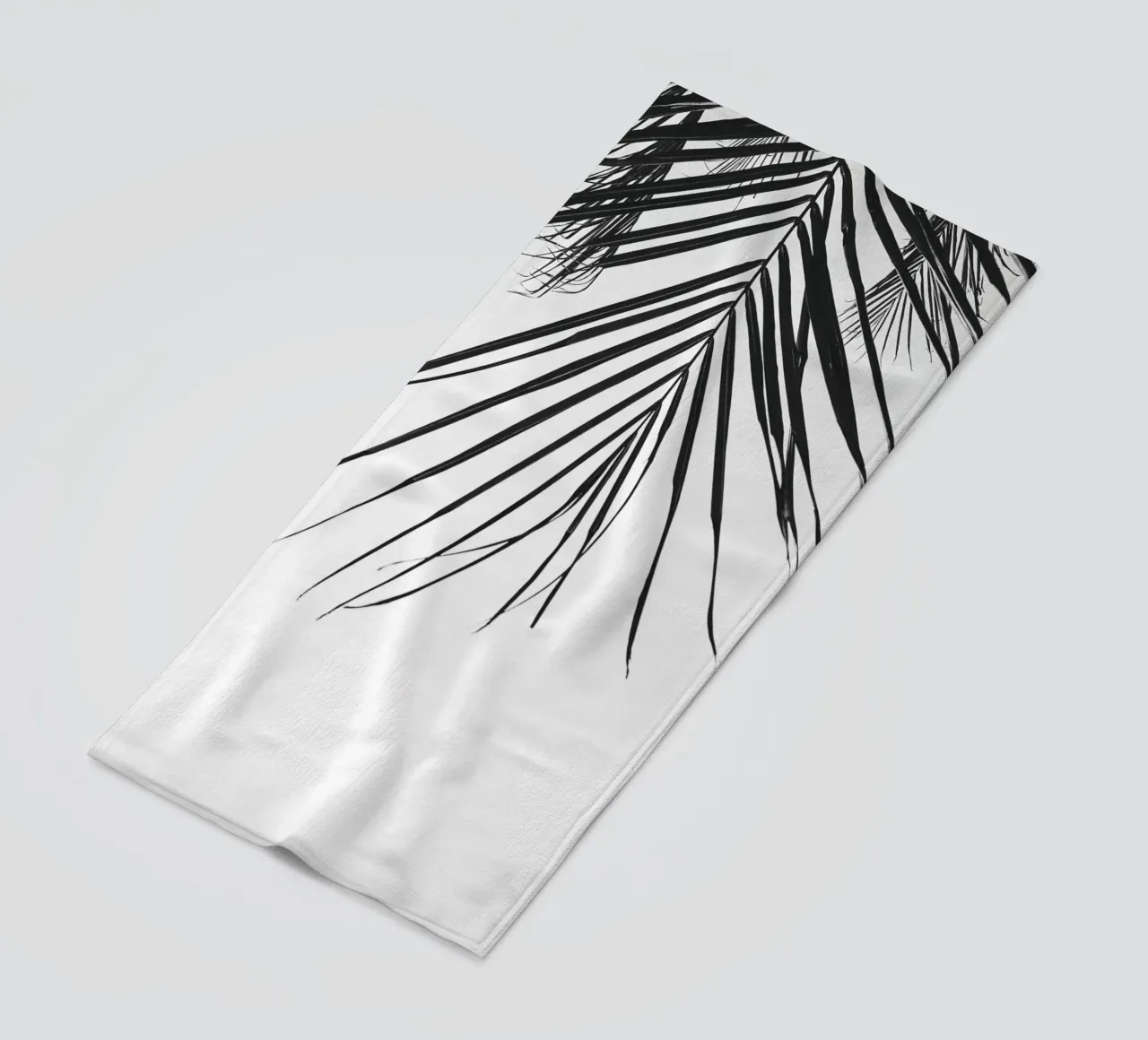 Tropical Leaf – Monochromes Palmenblatt Design beach towel by Whole©