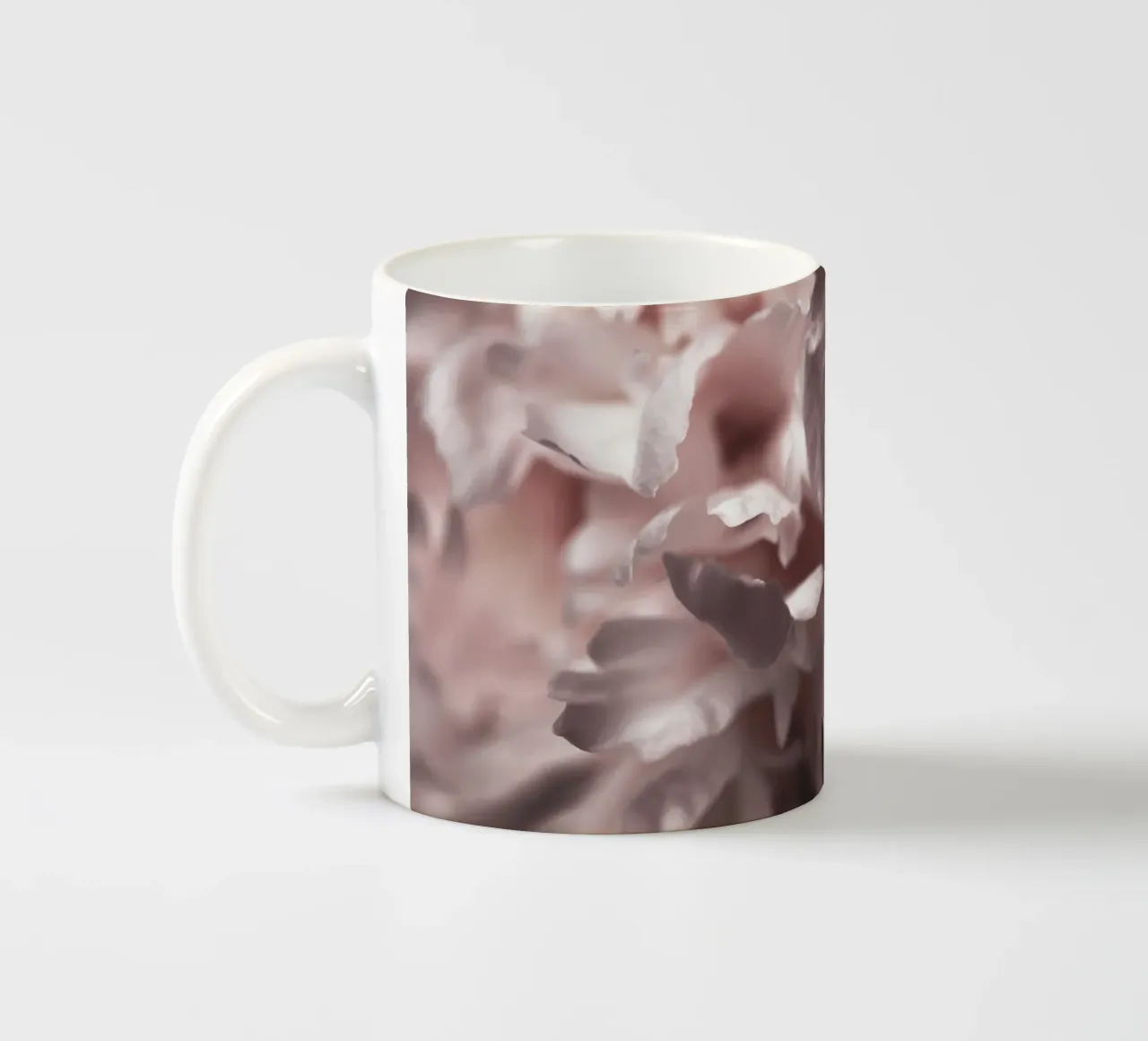 Delicata composizione floreale - Romantico e onirico tazza in ceramica da Whole©