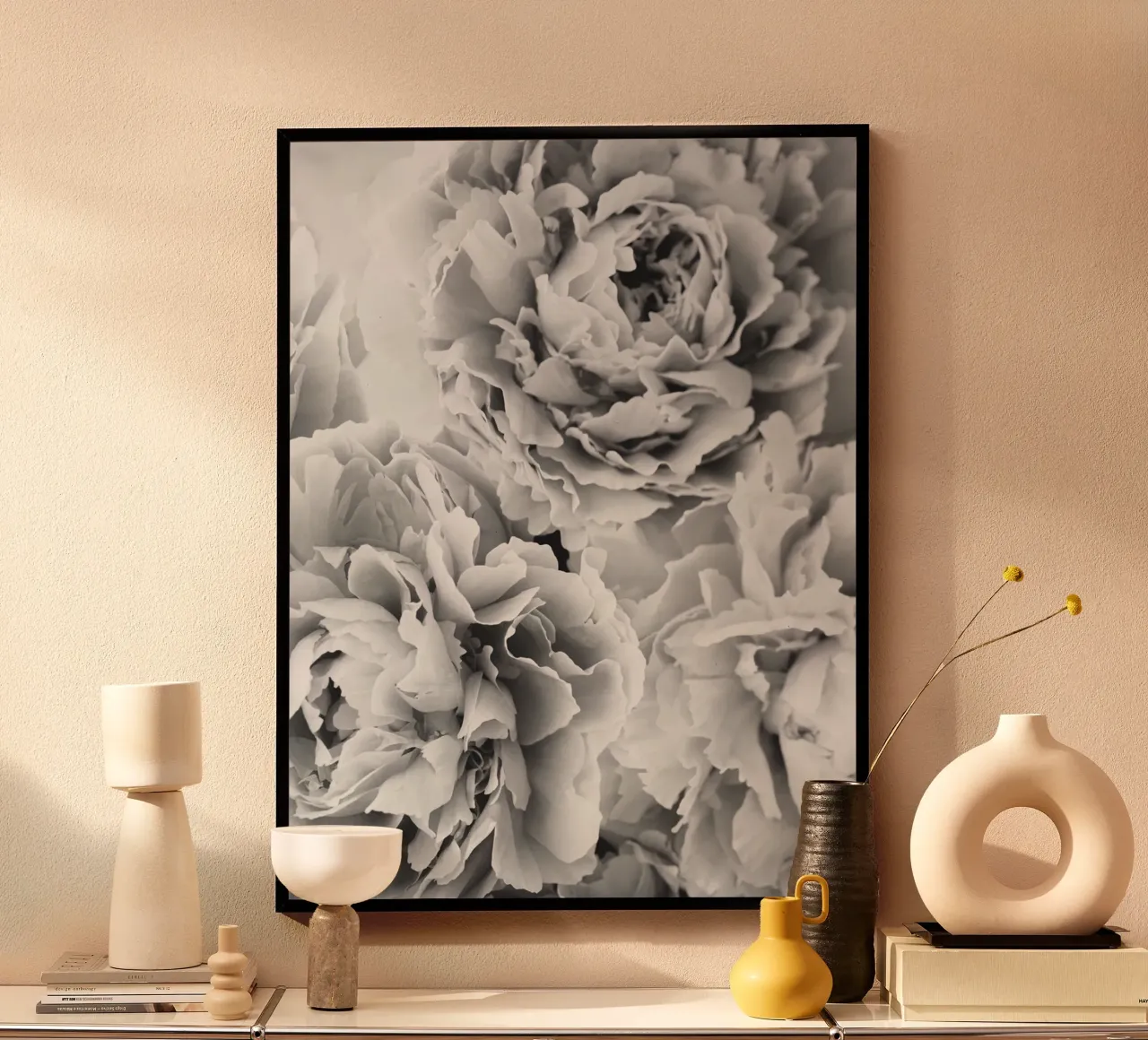 Peony splendour - Elegant black and white flowers hahnemühle by Whole©