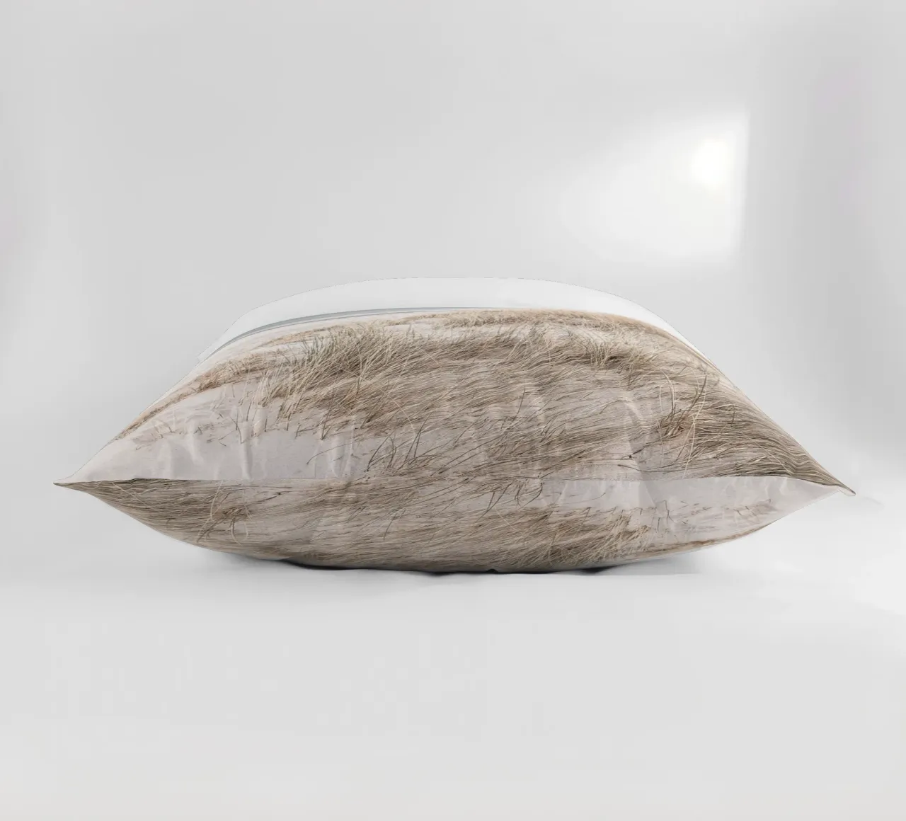 Paesaggio tranquillo sulla spiaggia - design naturale minimalista cuscino da Whole©