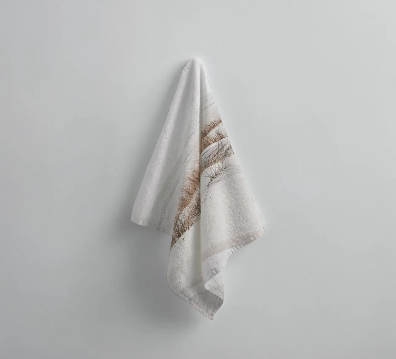 Tranquil dune landscape - Nordic natural magic towel by Whole©