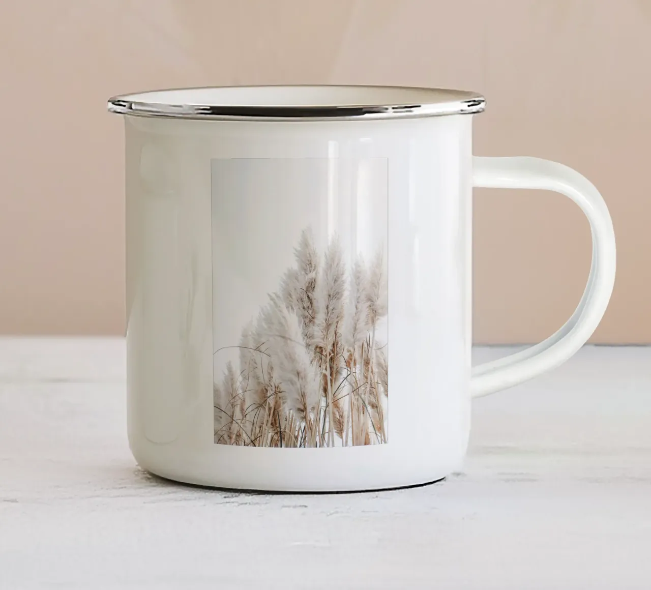 Zartes Pampasgras im Boho-Stil Emaille Tasse von Whole©