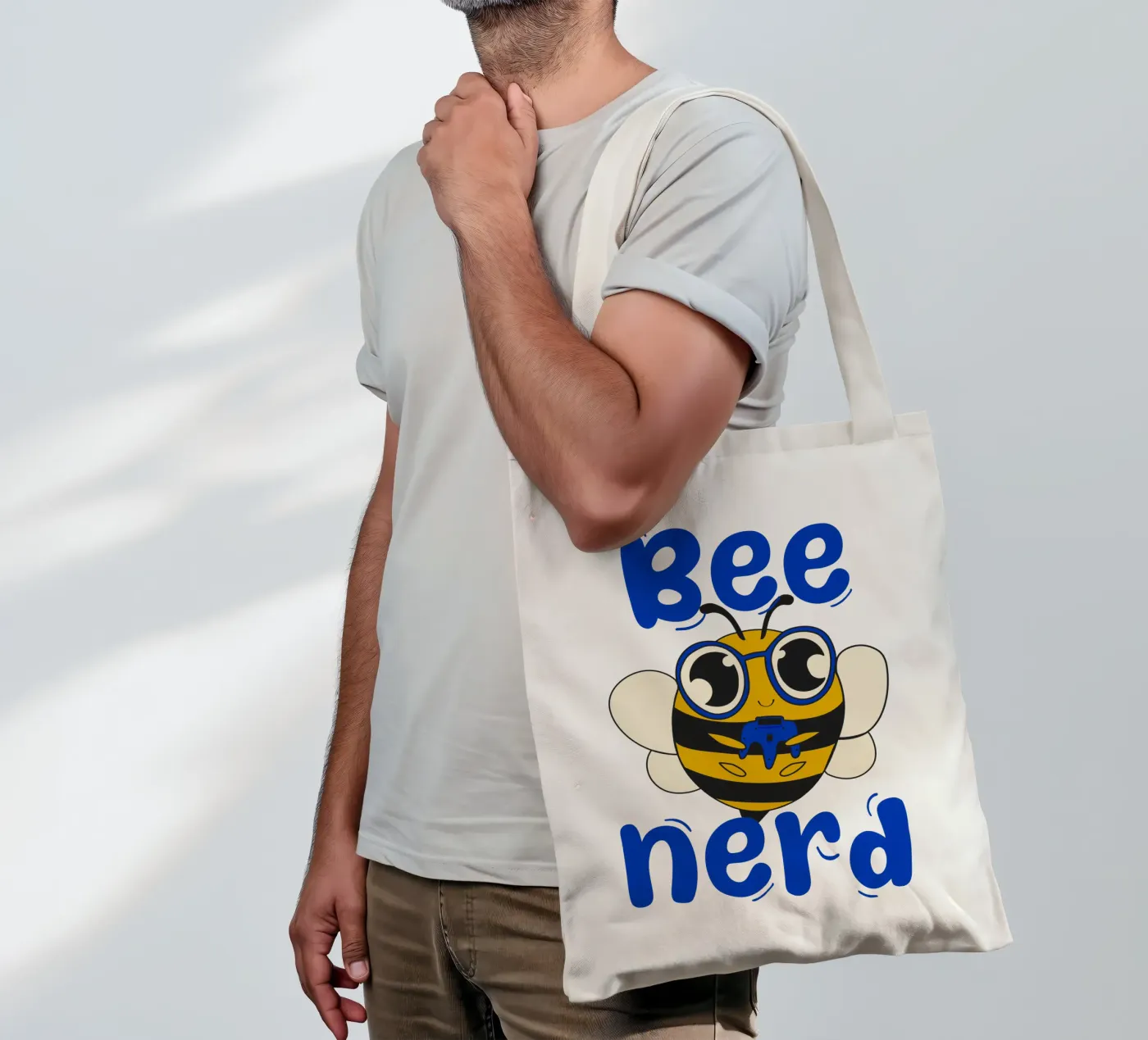 Bee Nerd tote bag by Loobs