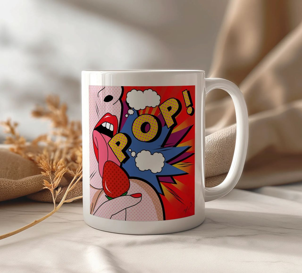 Pop tazza in ceramica da Mark Ashkenazi