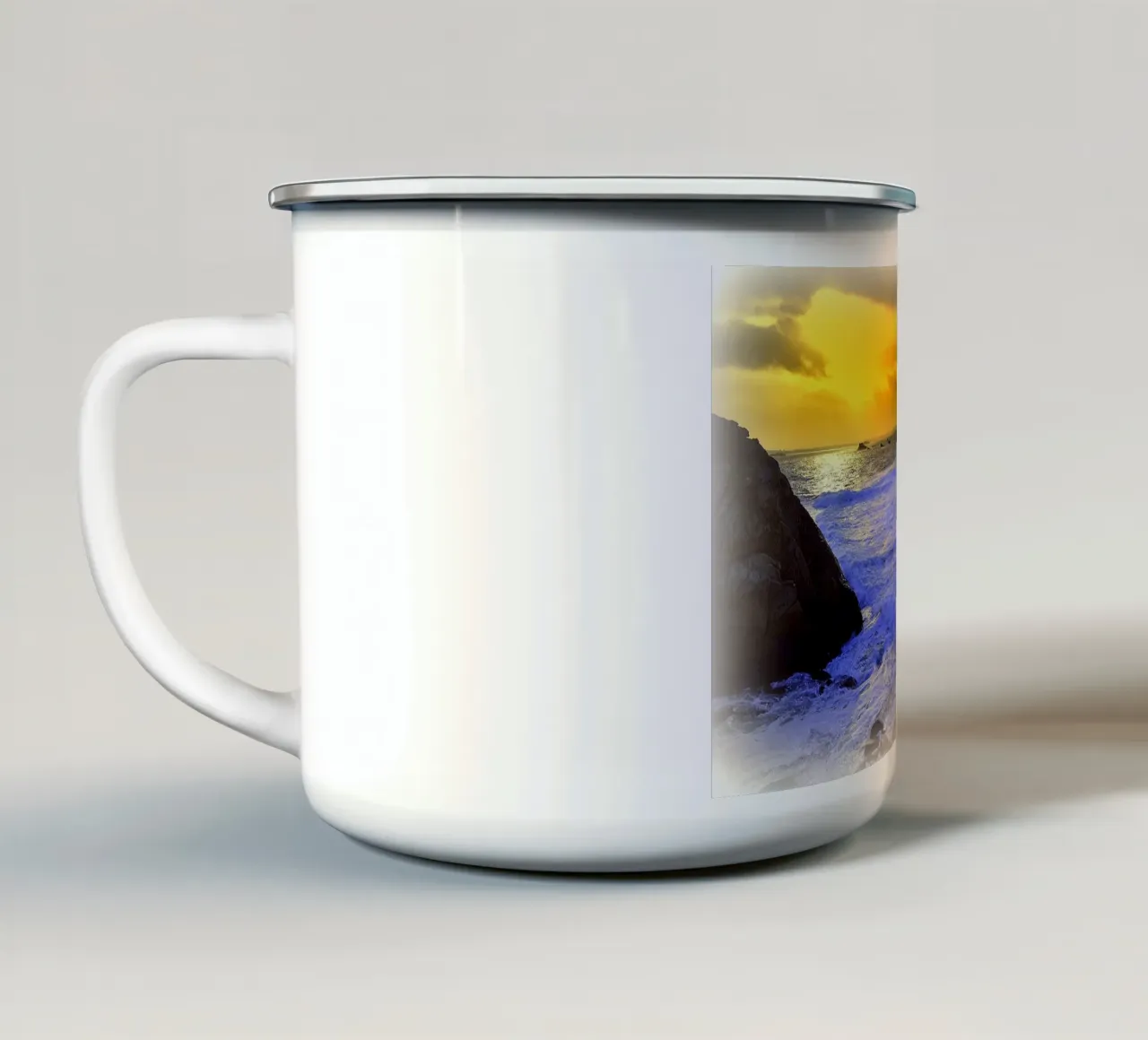 FAA89 tazza in smalto da Thierry vobmann photography