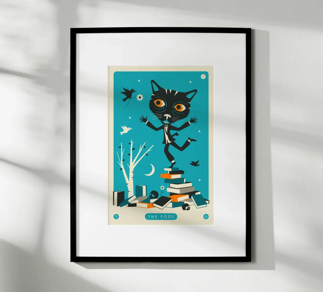 GATTO DEI TAROCCHI: IL FOLLE poster con telaio in plastica da Jazzberry Blue