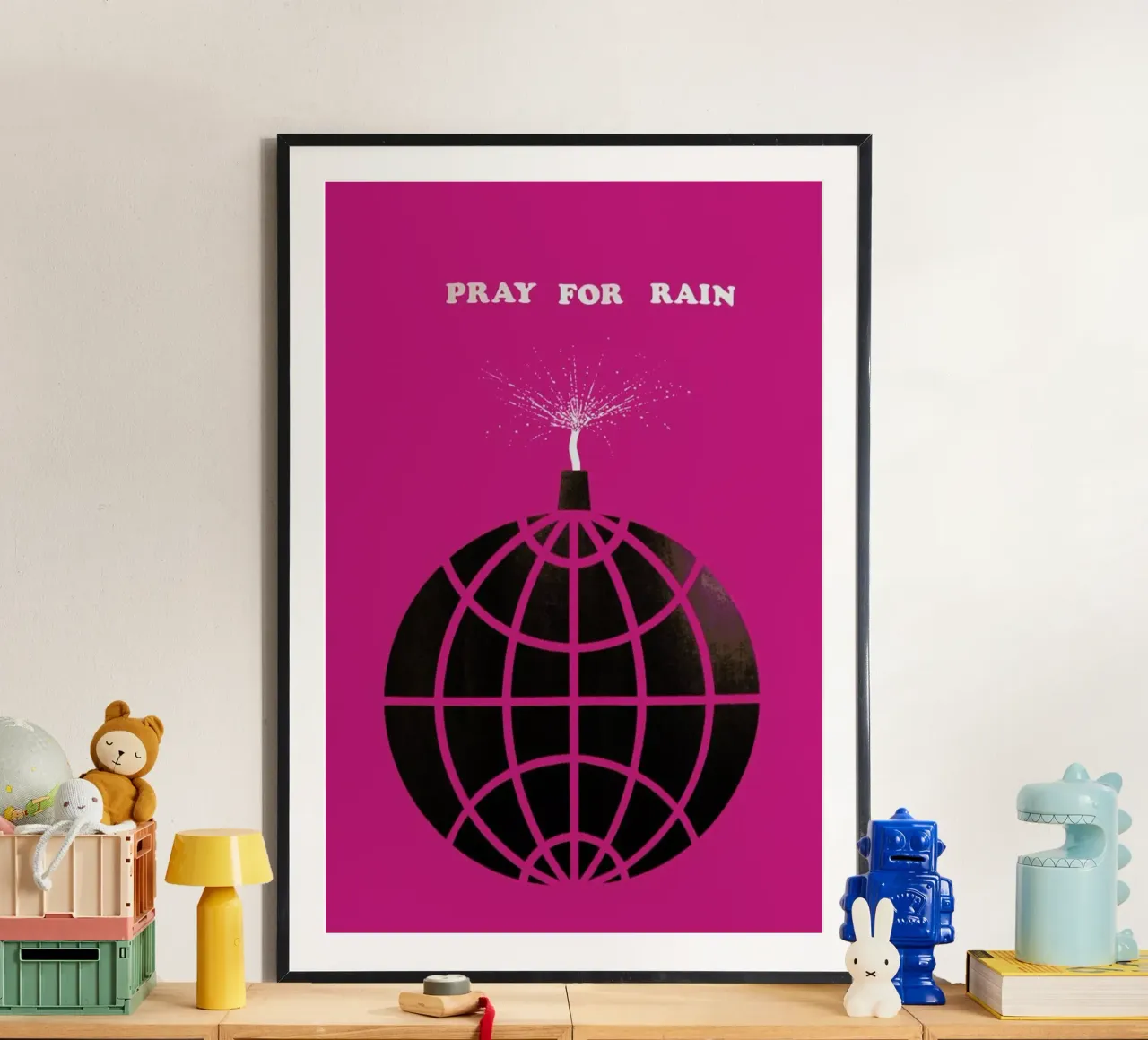Pray For Rain poster con telaio in plastica da Simboli Design