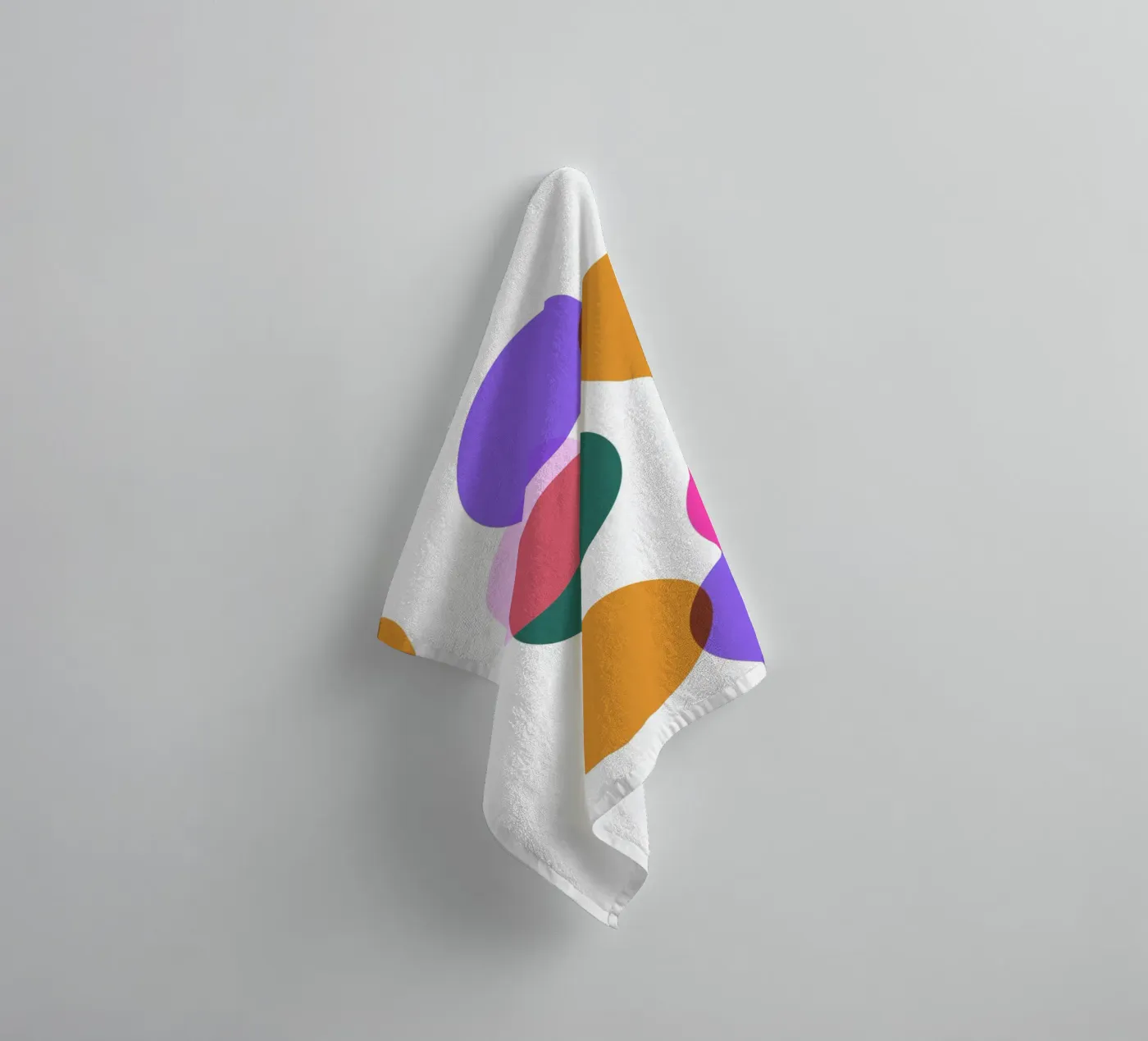 Circles badhanddoek van Sabrina Ziegenhorn