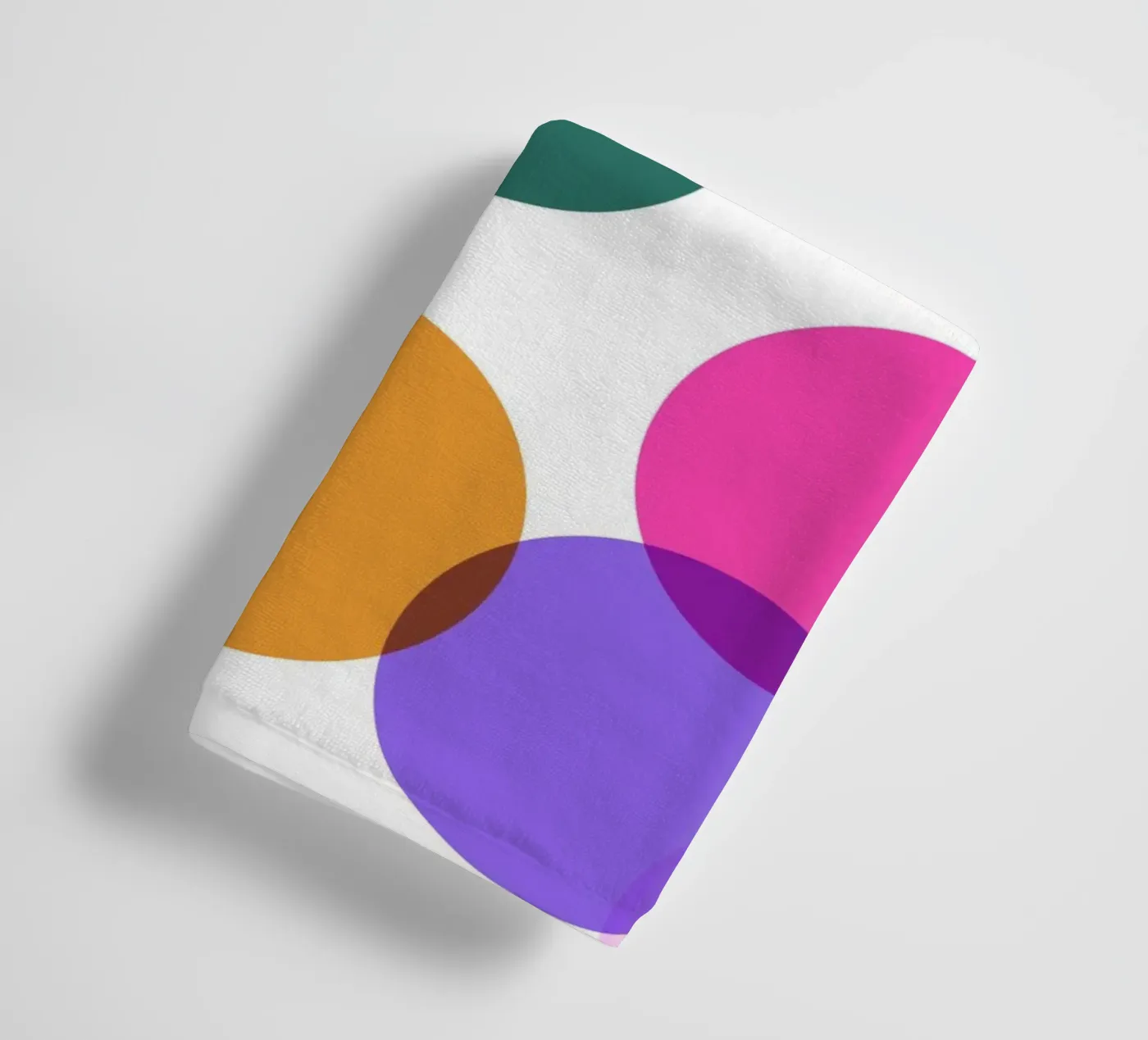 Circles badhanddoek van Sabrina Ziegenhorn